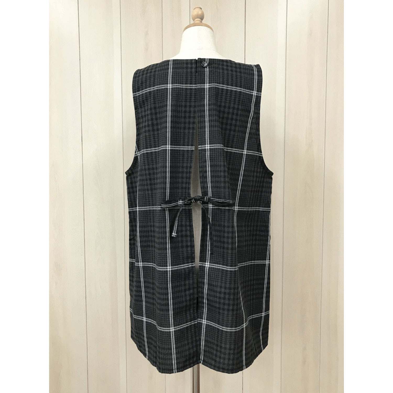 大寸先染めアニマル刺繍エプロン - 画像3