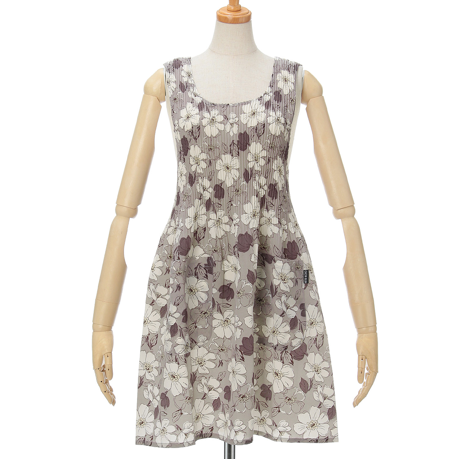 おうち美人 コシボチリメン大花柄プリーツエプロン - 画像1