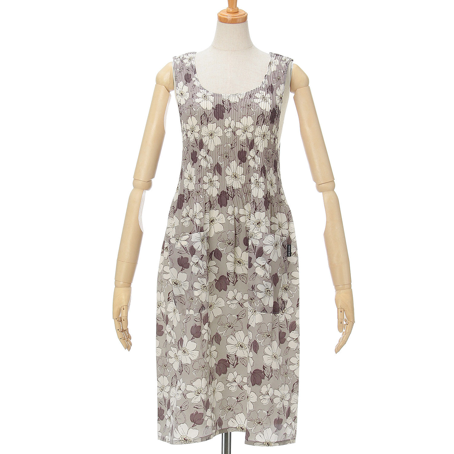 おうち美人 コシボチリメン大花柄ロングプリーツエプロン - 画像1