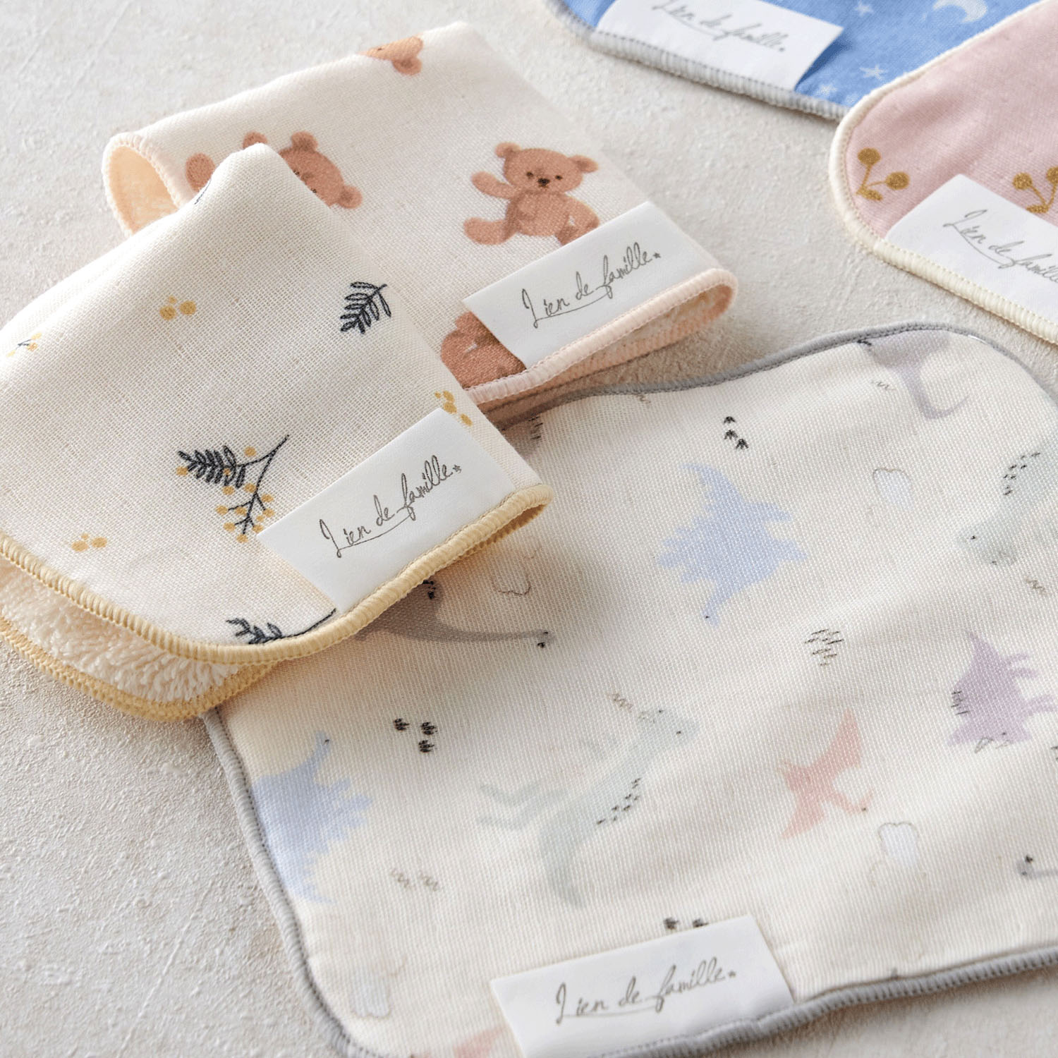 リヤンドファミーユ ミニハンカチ