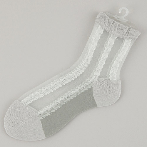 定番人気商品★シルク混 ストライプレース柄 シースルーソックス - 画像1