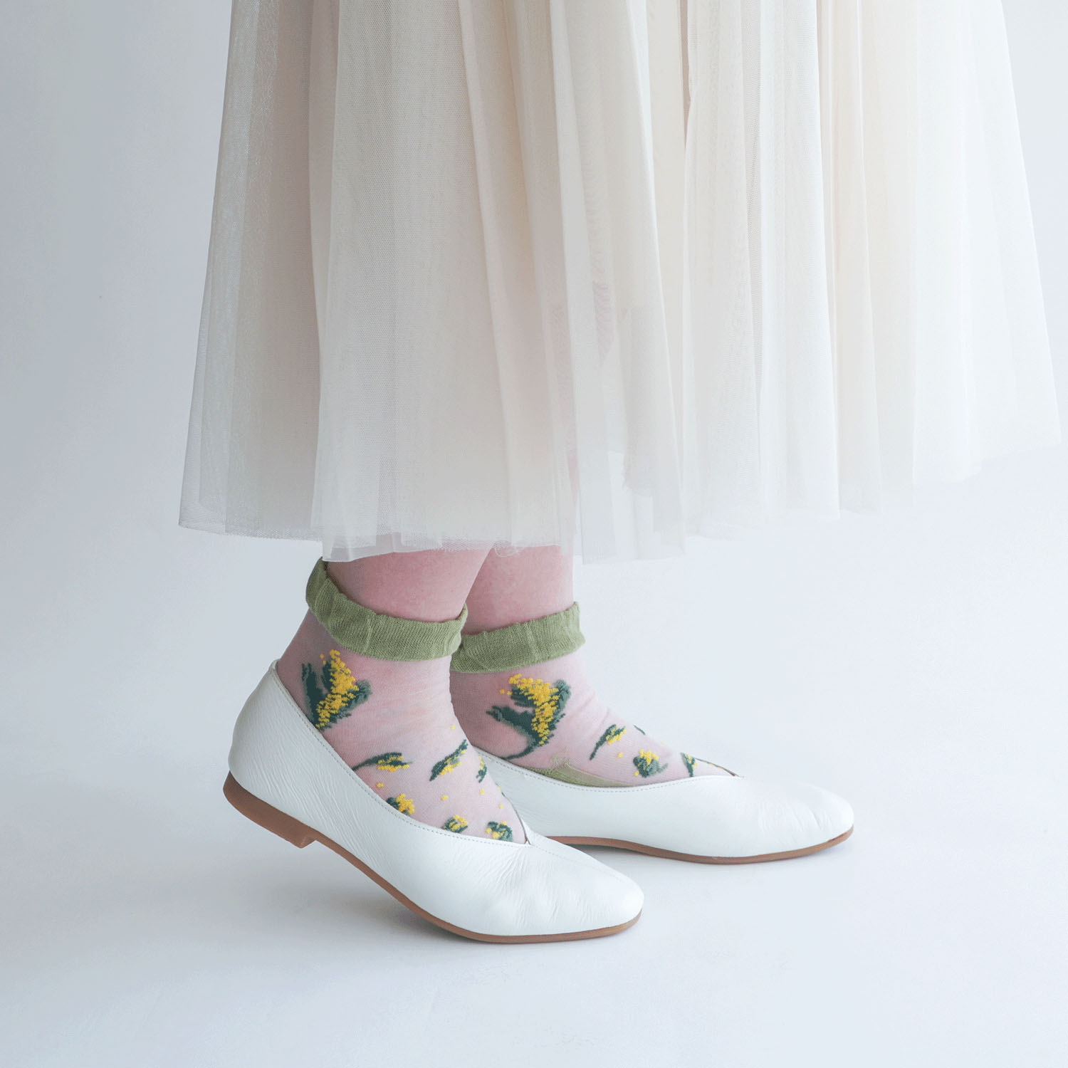 シースルーソックス クルー丈 ミモザ柄 - 画像10