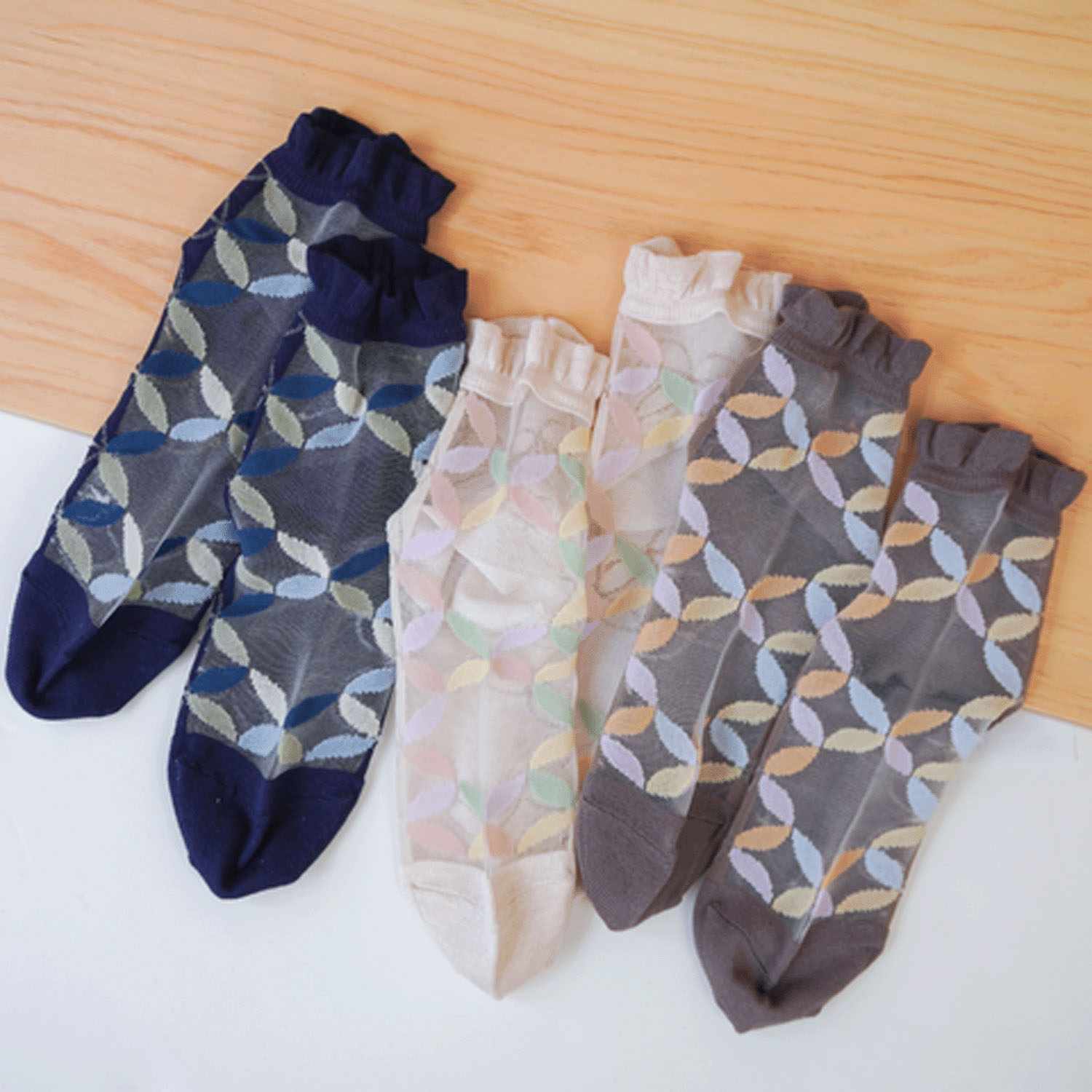 【モカブラウンのみ】25SS新シリーズ シースルーソックス 和モダン 七宝柄【在庫限り】 - 画像3