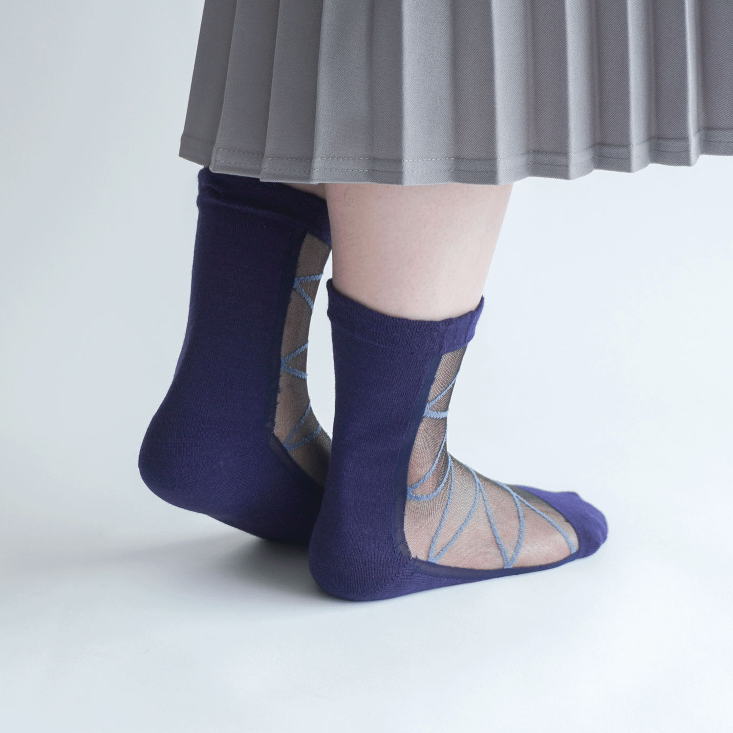 25AW新柄  シースルーソックス ハイクルー  カシミヤ混 リボン柄【在庫限り】 - 画像13