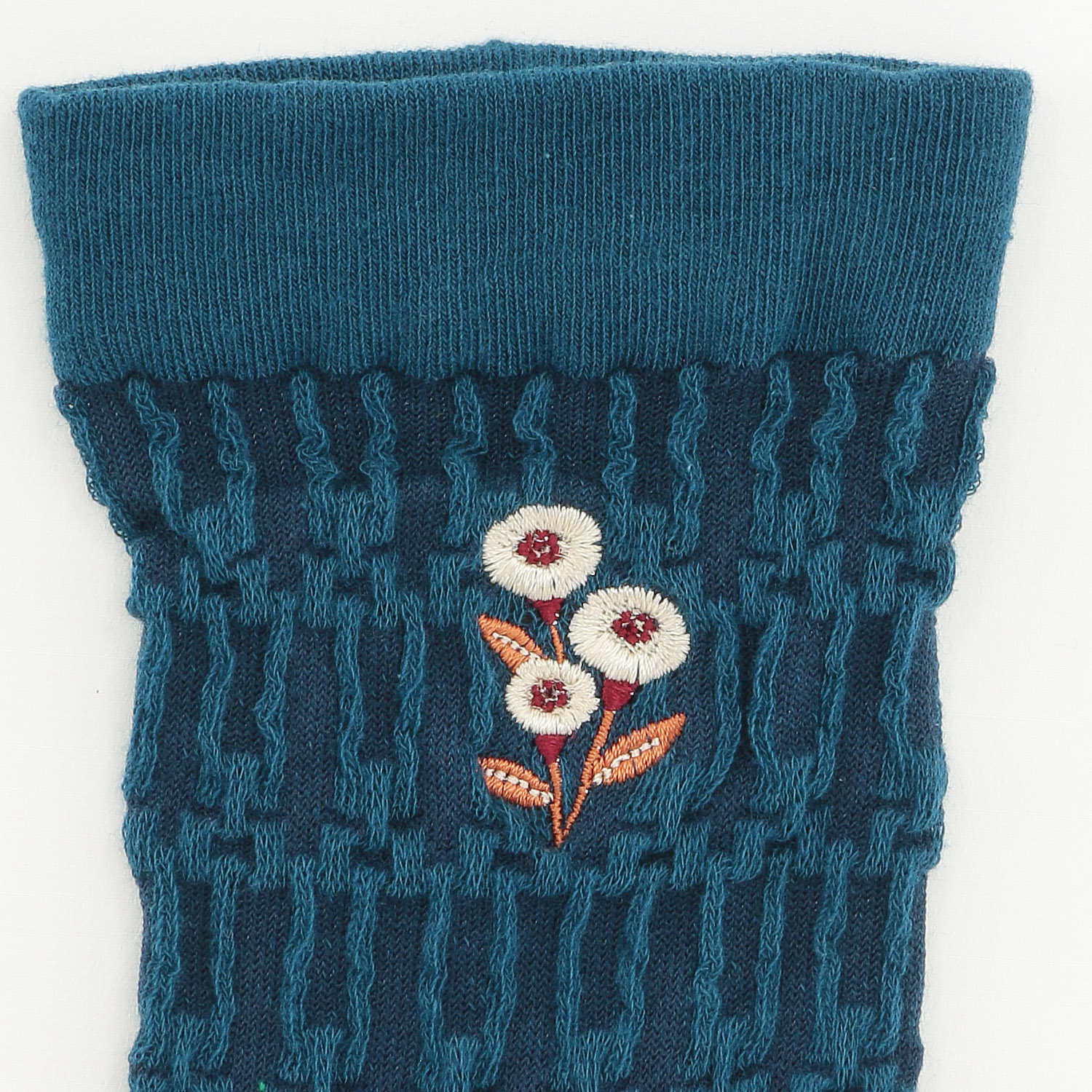 Natural Collection クルー丈 フロートベース花刺繍付き【在庫限り】 - 画像3