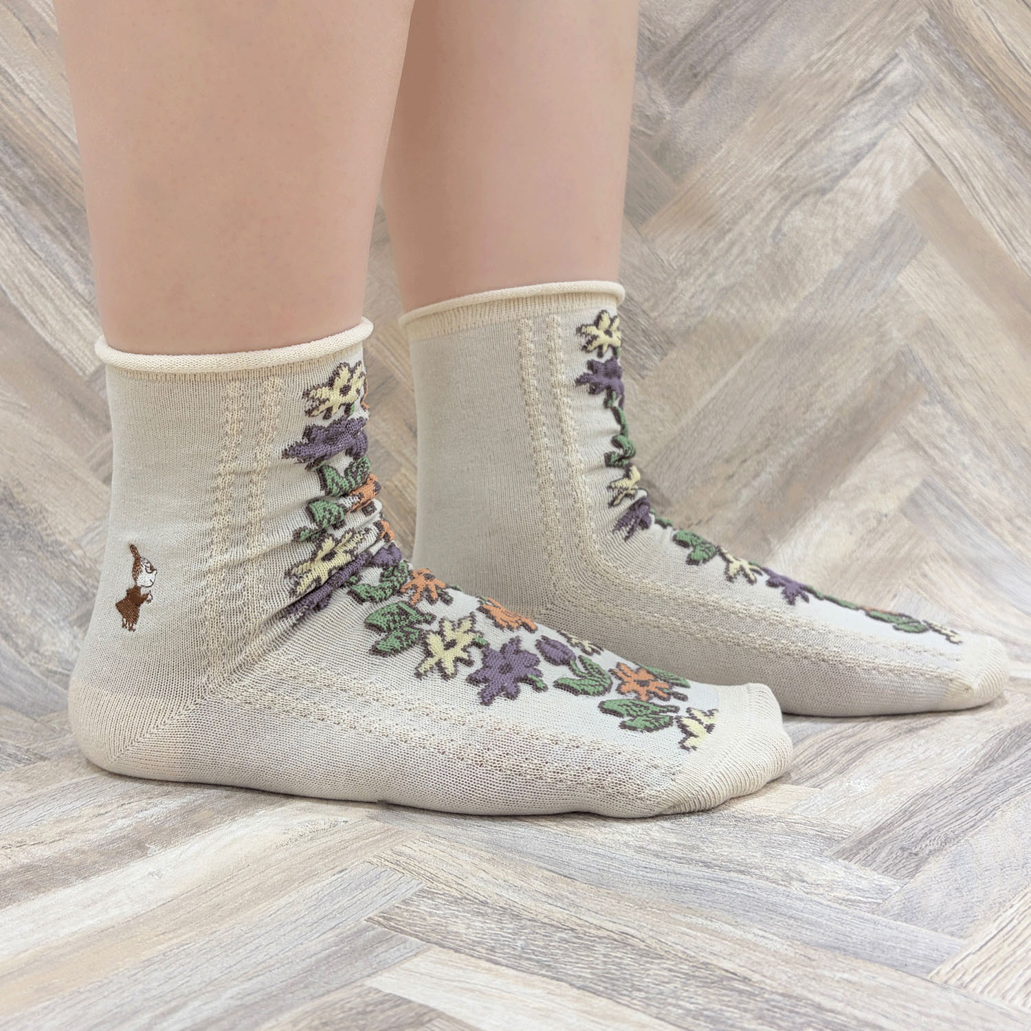 MOOMIN ロークルーソックス シルク入フロントフラワーミイ刺繍【在庫限り】 - 画像6