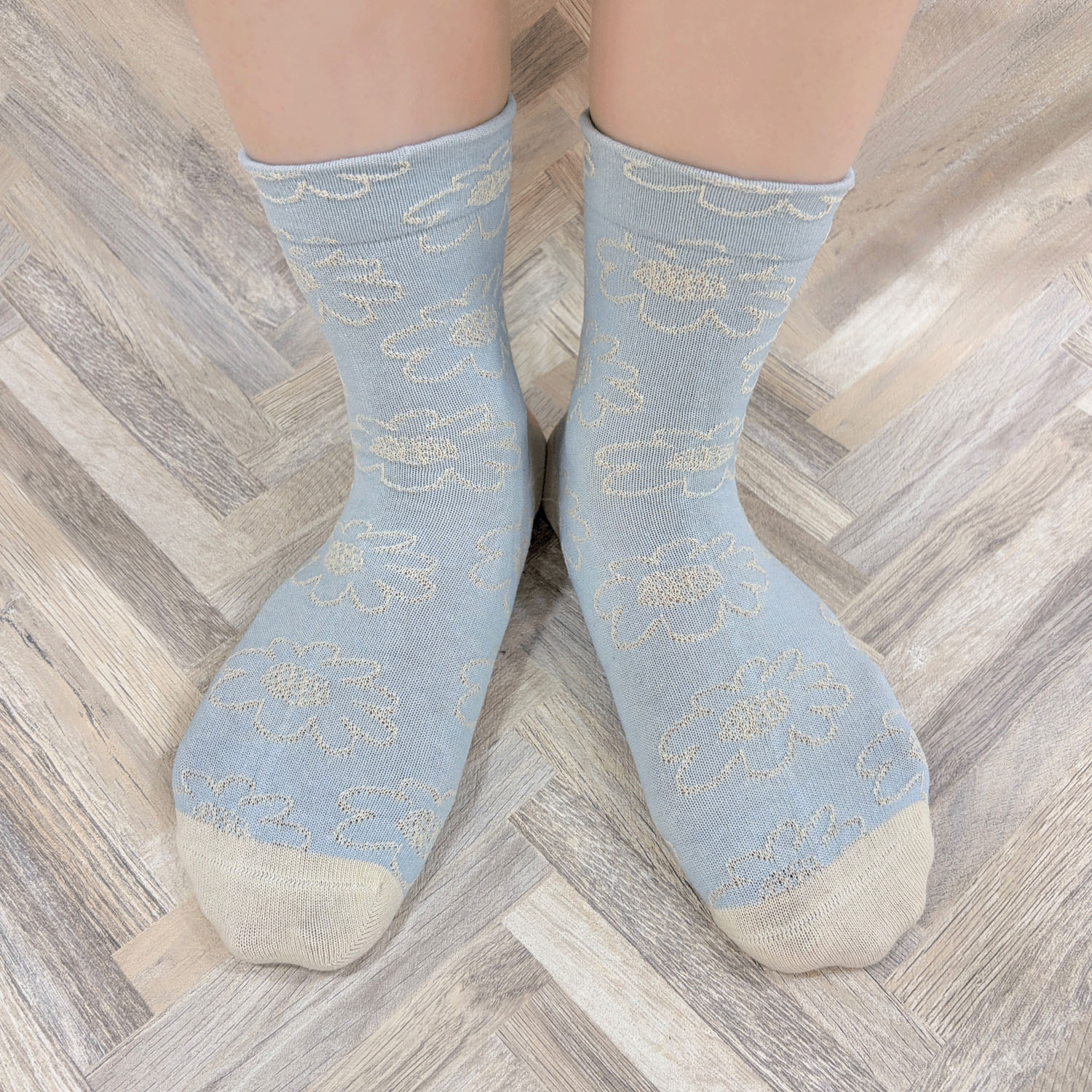 MOOMIN ロークルーソックス シルク入ビッグフラワー ミイ刺繍【在庫限り】 - 画像7