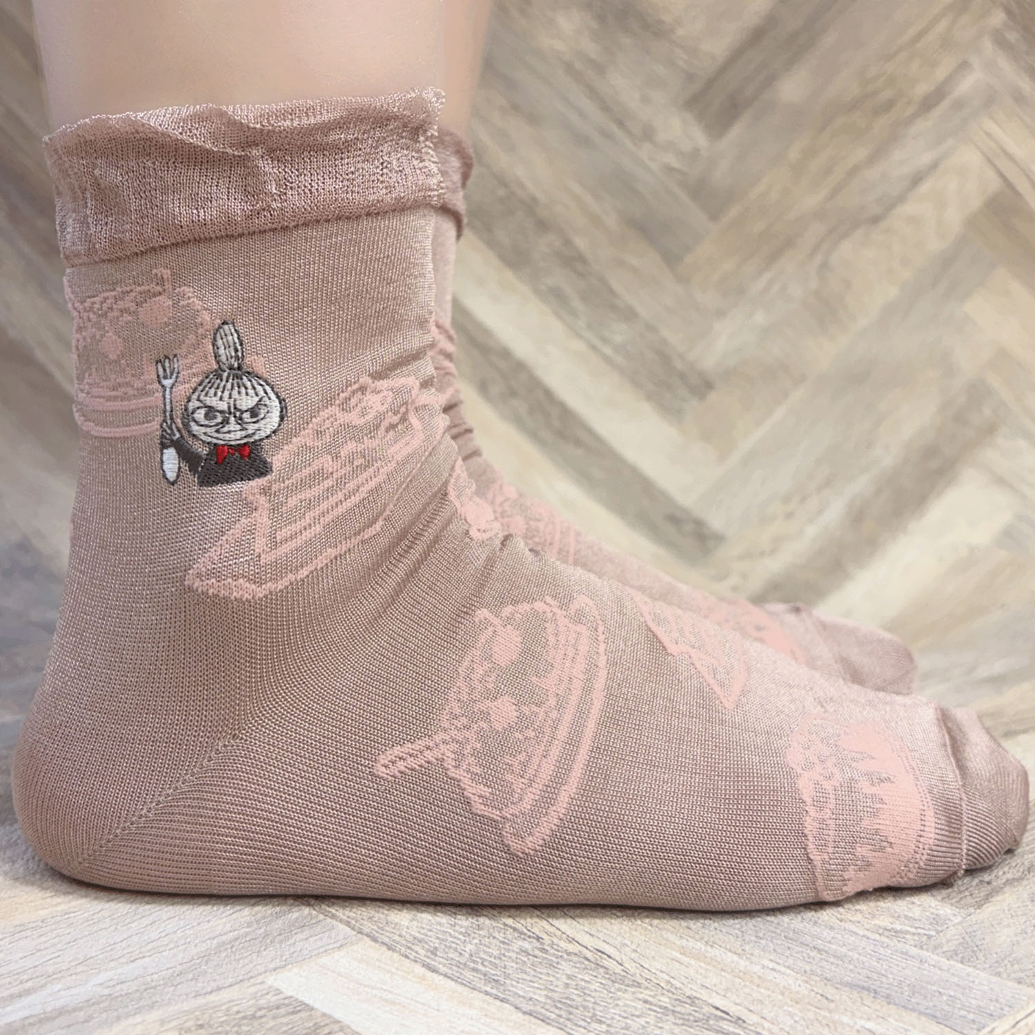 MOOMIN ロークルーソックス ケーキ柄 ミイ刺繍 - 画像7