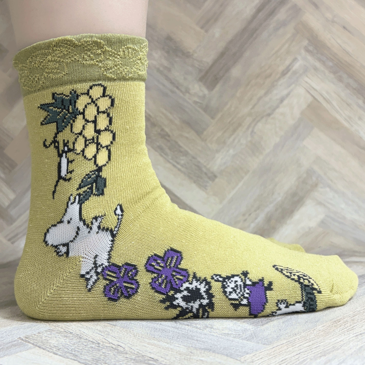 MOOMIN ロークルーソックス 麻入り フルーツガーデンサイド柄 - 画像6