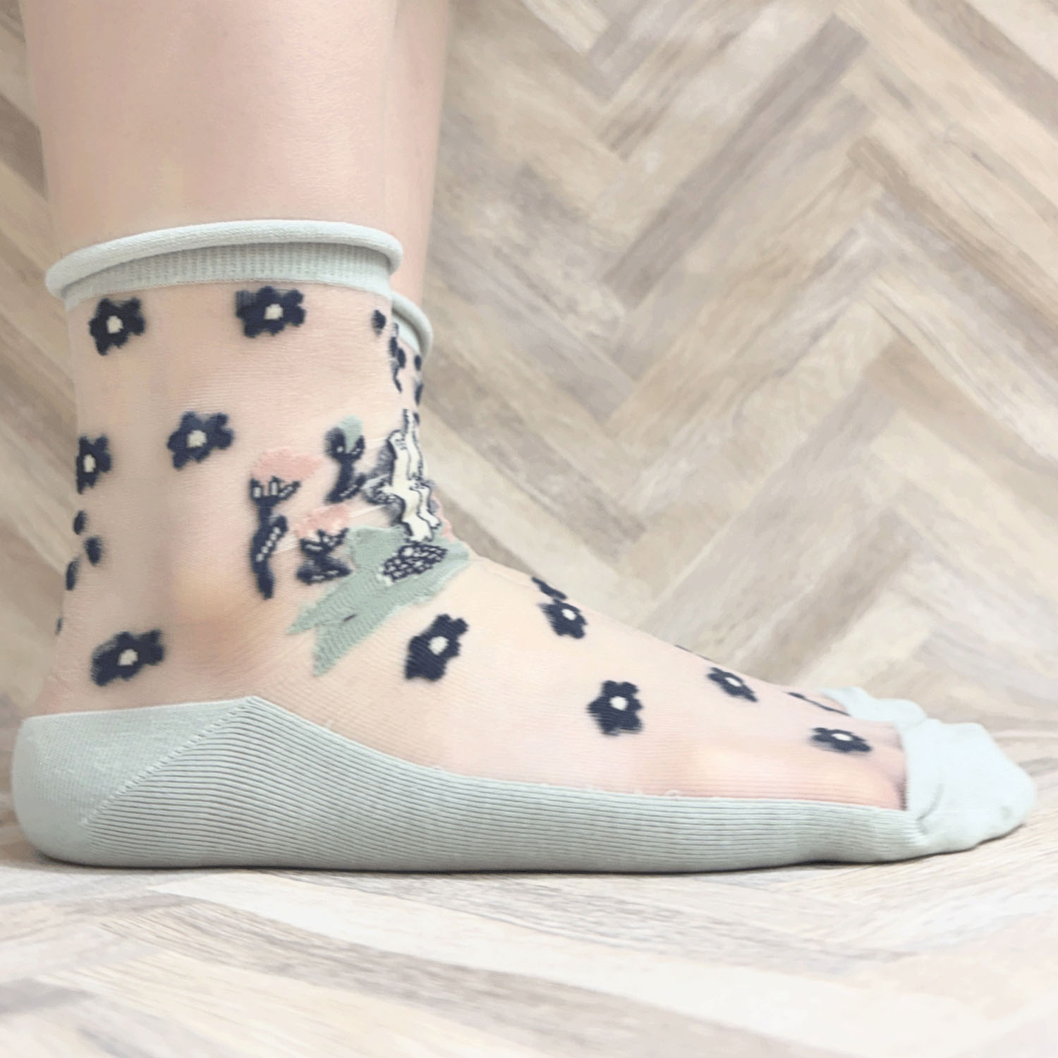 MOOMIN ロークルーソックス シースルー ニョロニョロと花 - 画像6