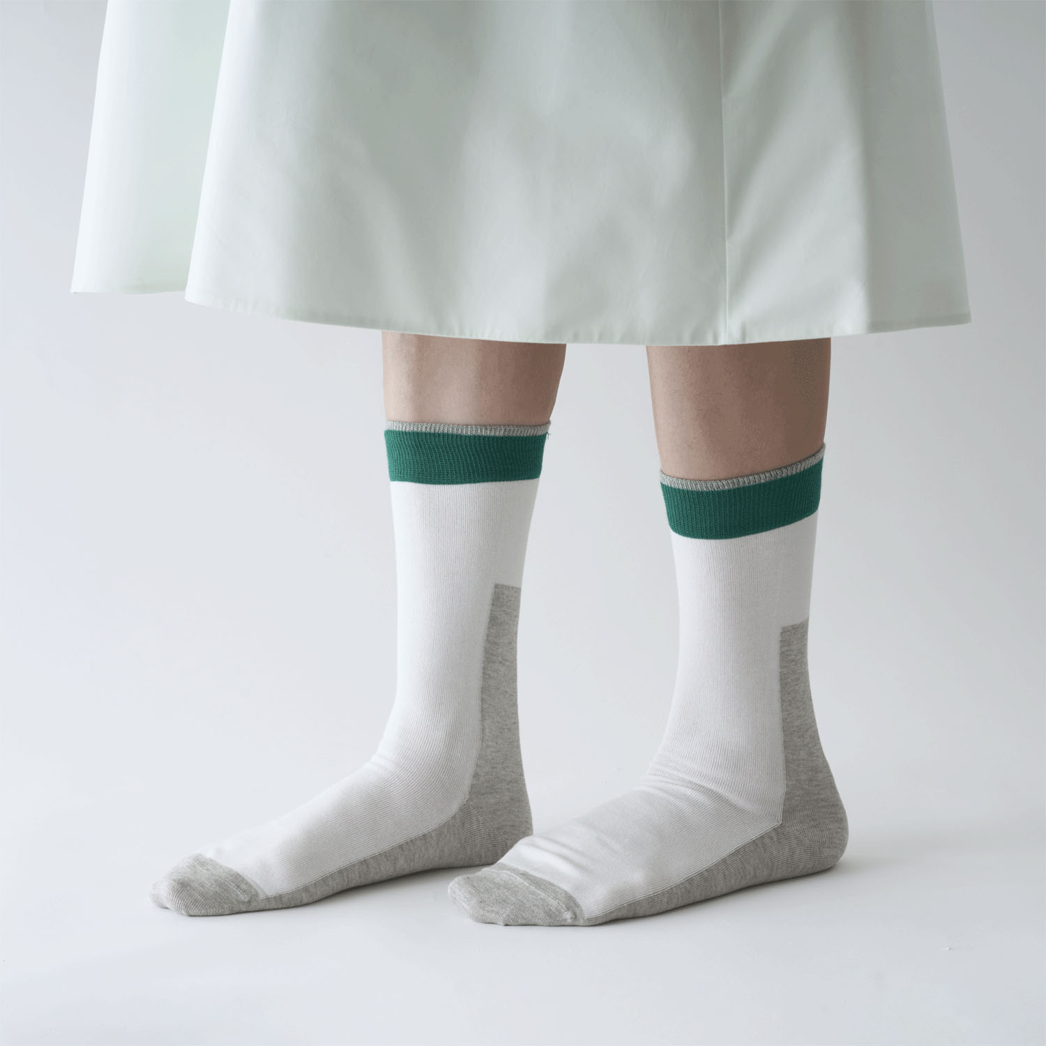 fromF kaksi（カクシ／ツートーン）クルーソックス - 画像1