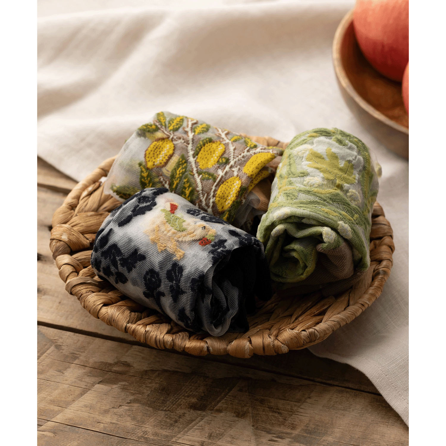 ジュビリー モリス柄 シースルーソックス - 画像2