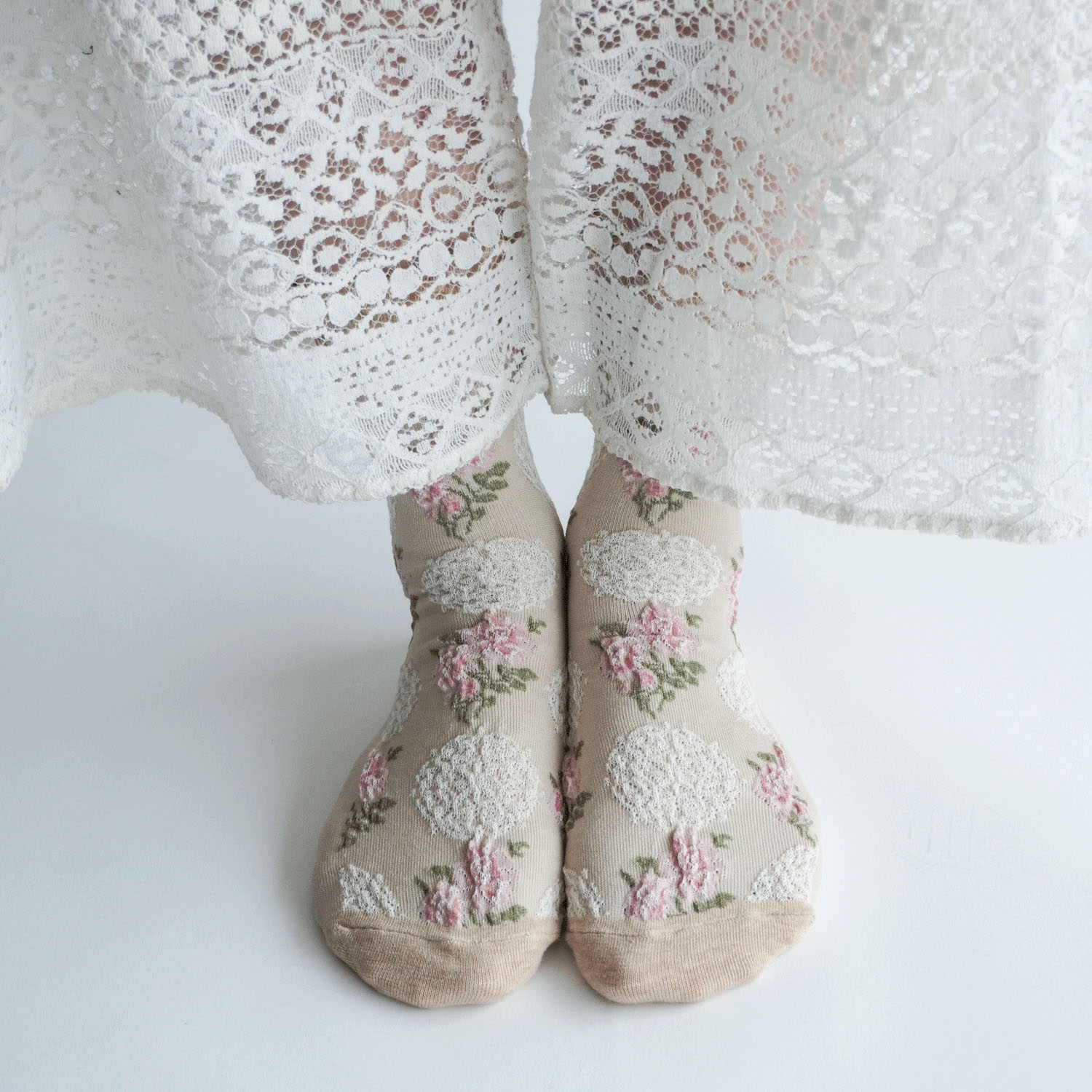 ギュレ フロート大花柄 靴下 - 画像11