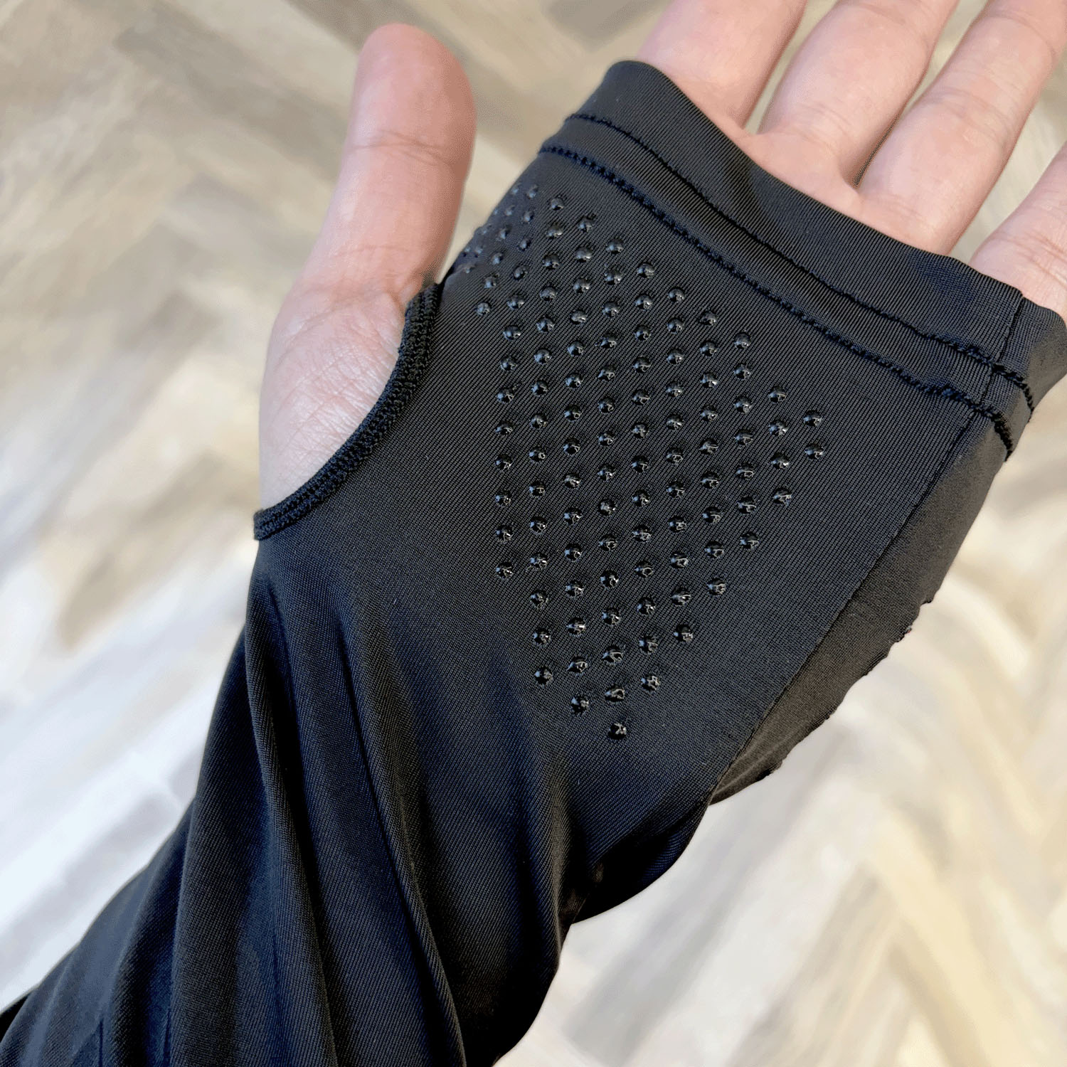 MOOMIN アームカバーUVカット＋冷感 ミイ刺繍【在庫限り】 - 画像10