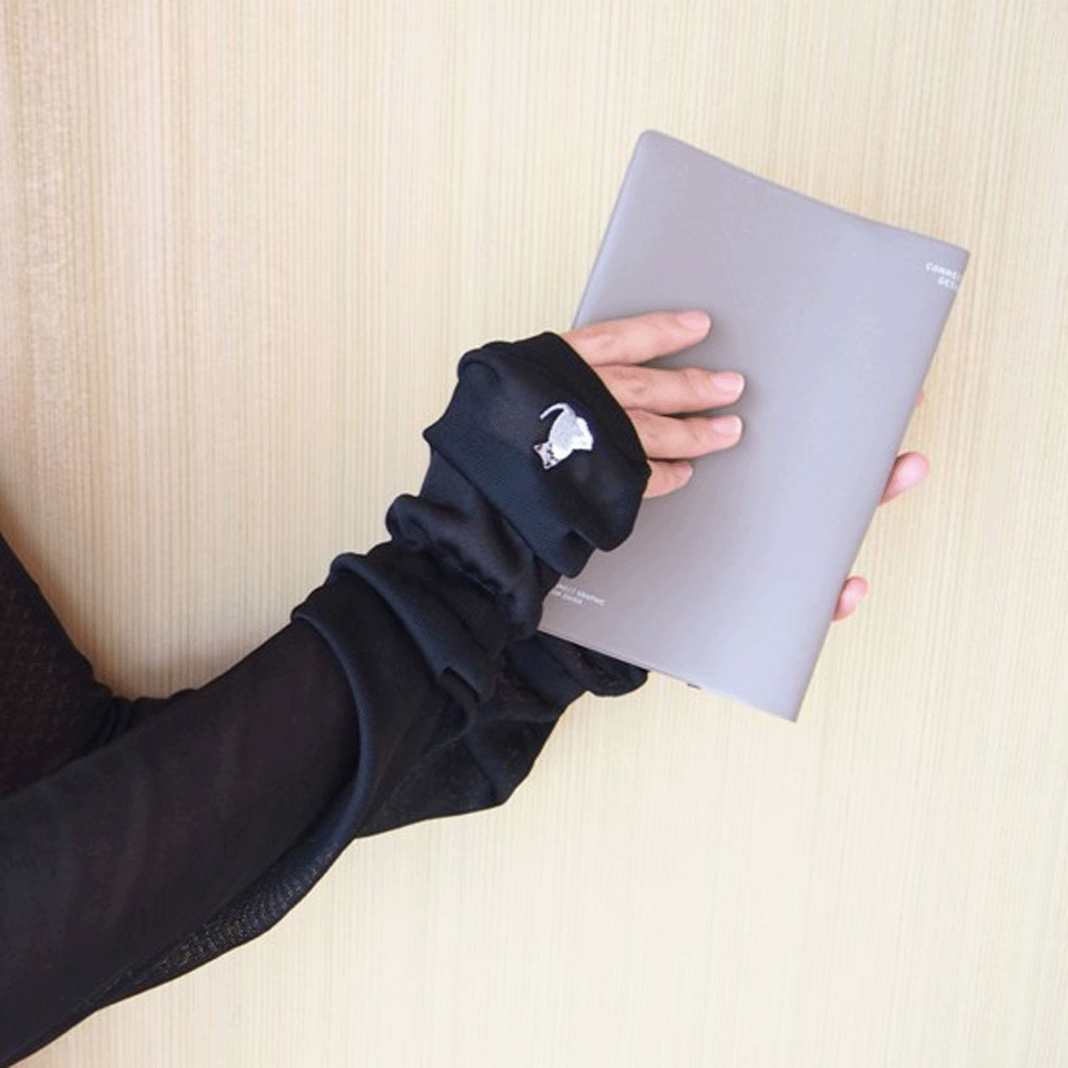 STREAM アームカバー ハチワレ 刺しゅう付き  60cm丈【在庫限り】 - 画像3