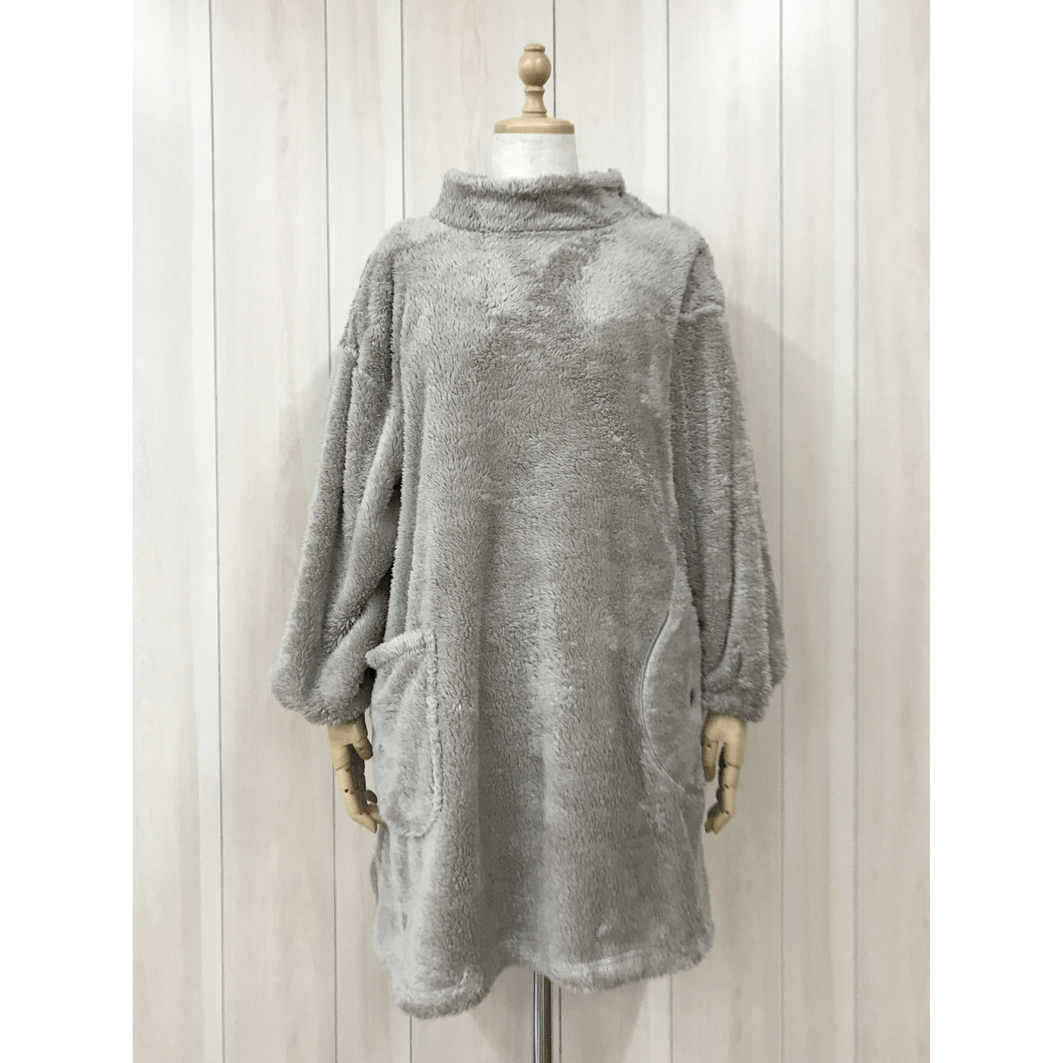 ボア無地ネコアップリケハイネックカッポー