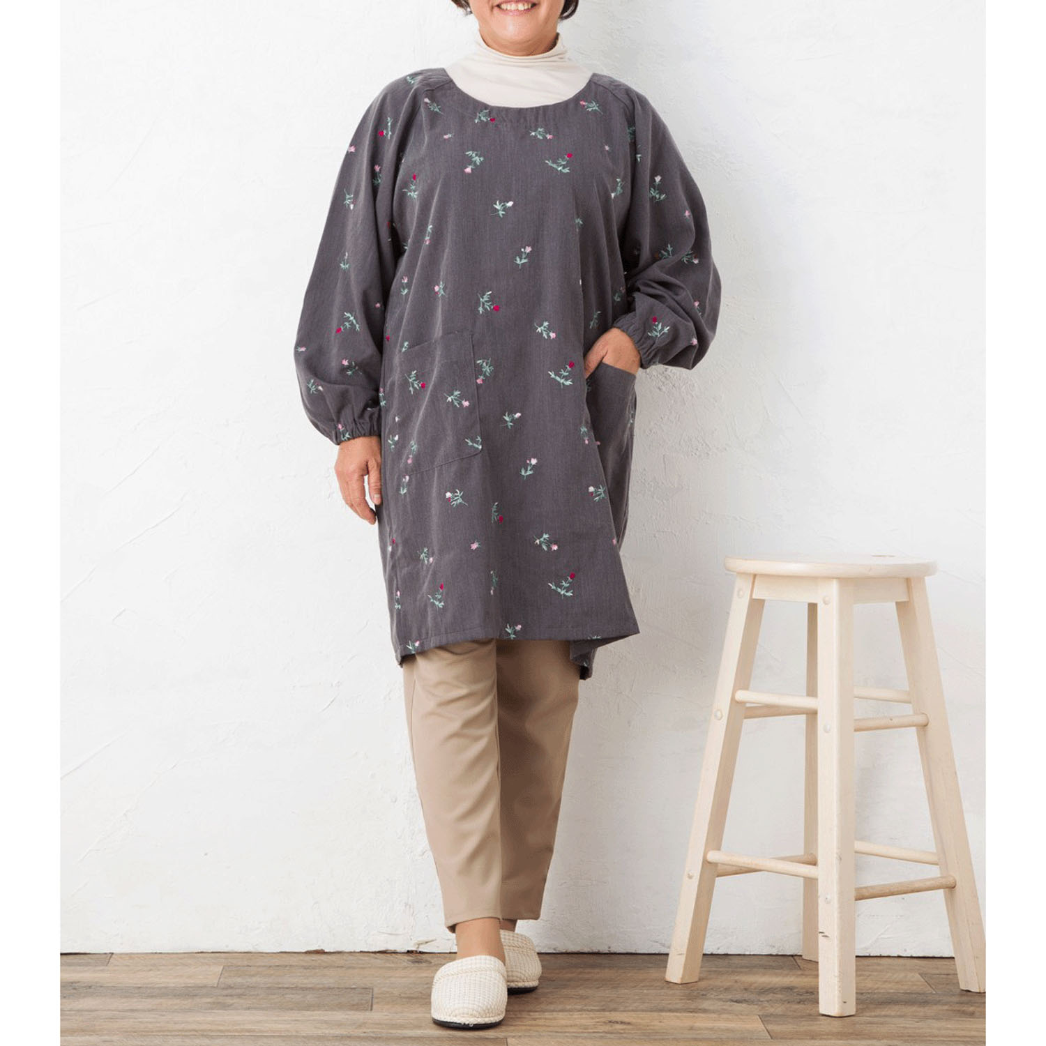 花柄総刺繍かっぽう着 - 画像4