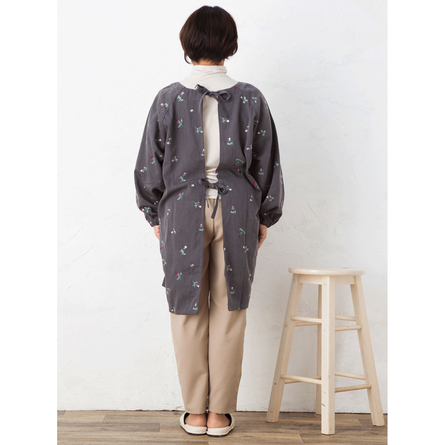花柄総刺繍かっぽう着 - 画像5