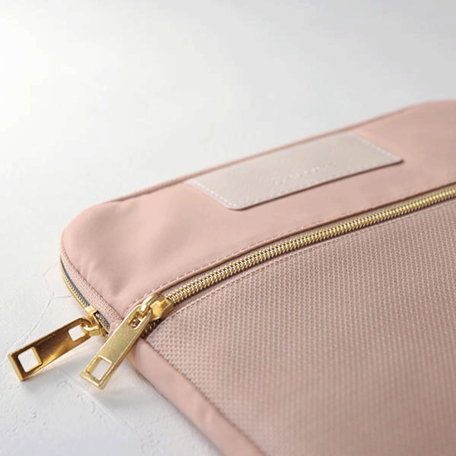 ラリュール タブレットケース - 画像4