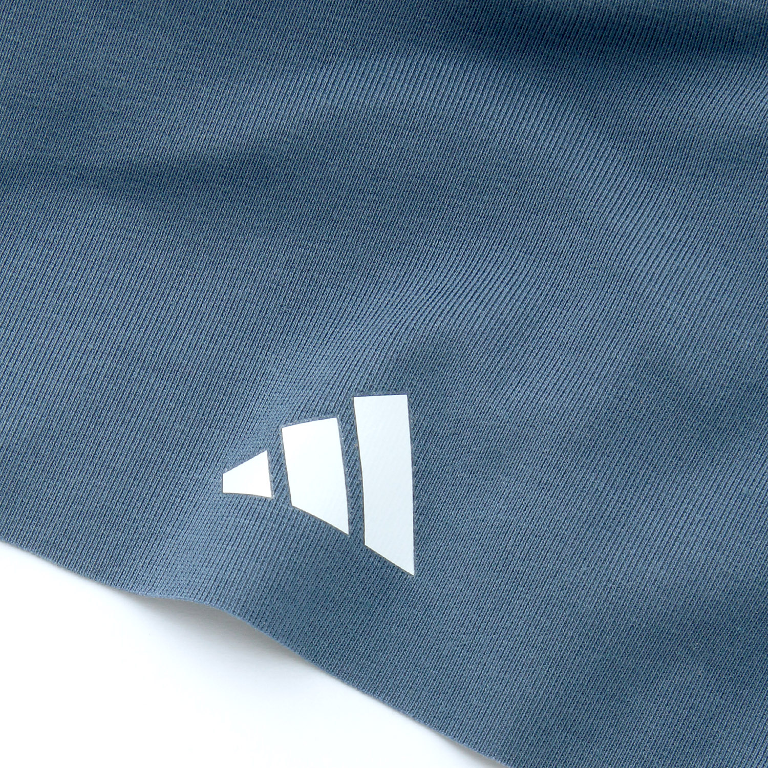 GUNZEアディダス クロップトップ - 画像4