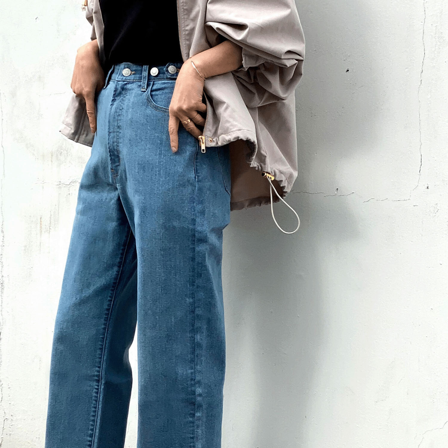 【ETONET限定 お取り寄せ】Emma リサイクルデニム釦付きストレートパンツ - 画像1