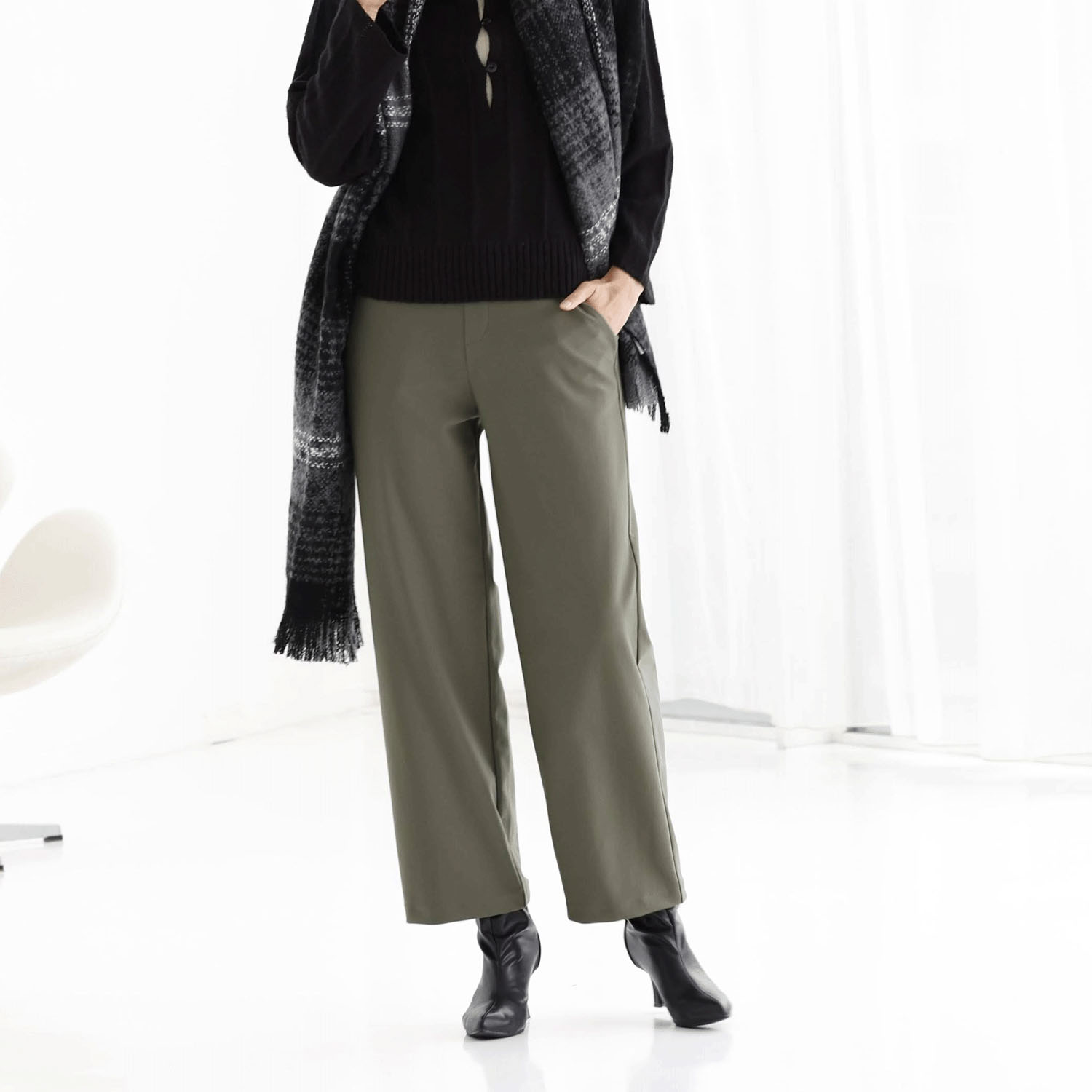 【Insta Live】TAKUMIBA エアシルキーLW・前ポケットワイドストレート - 画像10