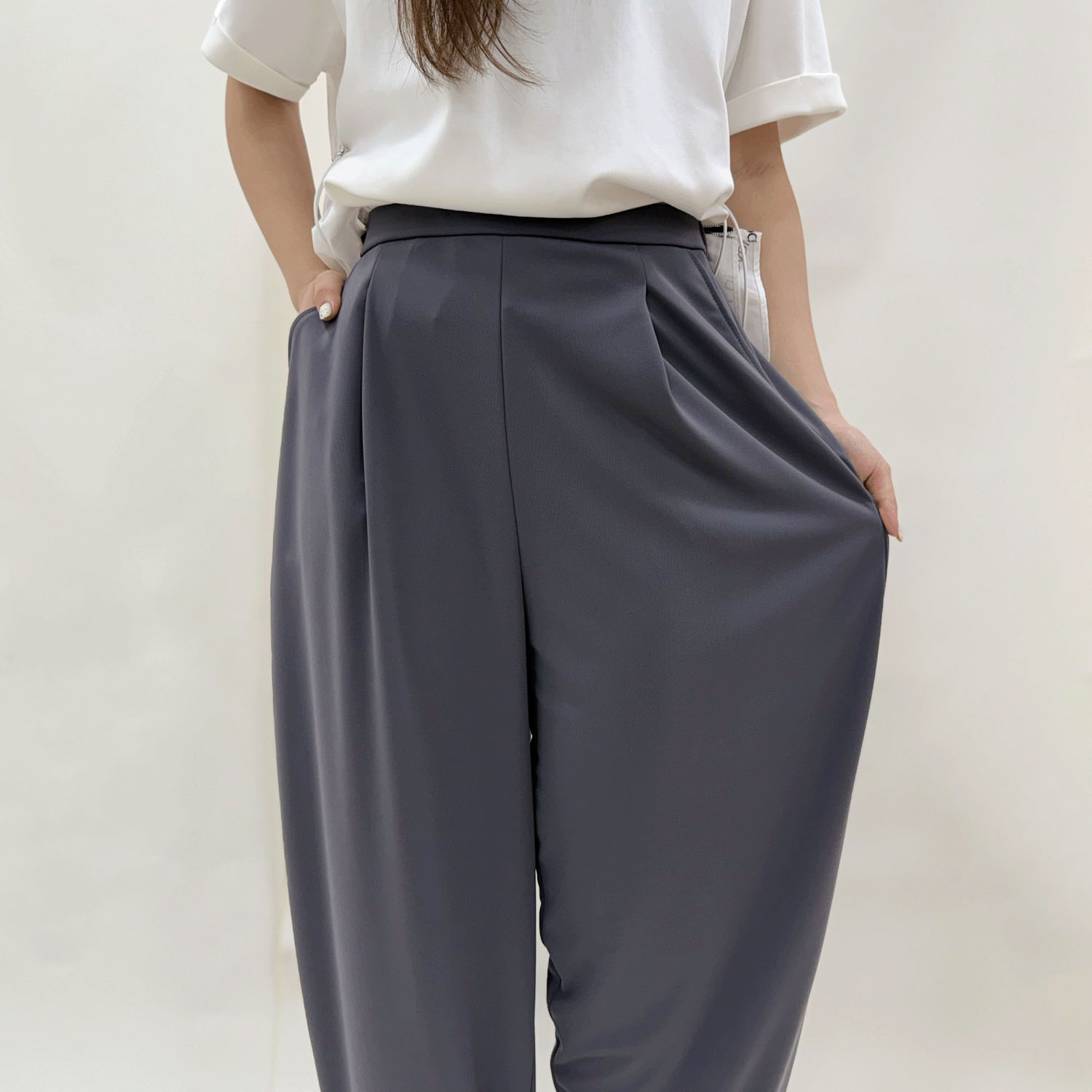 【Insta Live】タックワン ペオススムースコクーンパンツ - 画像3