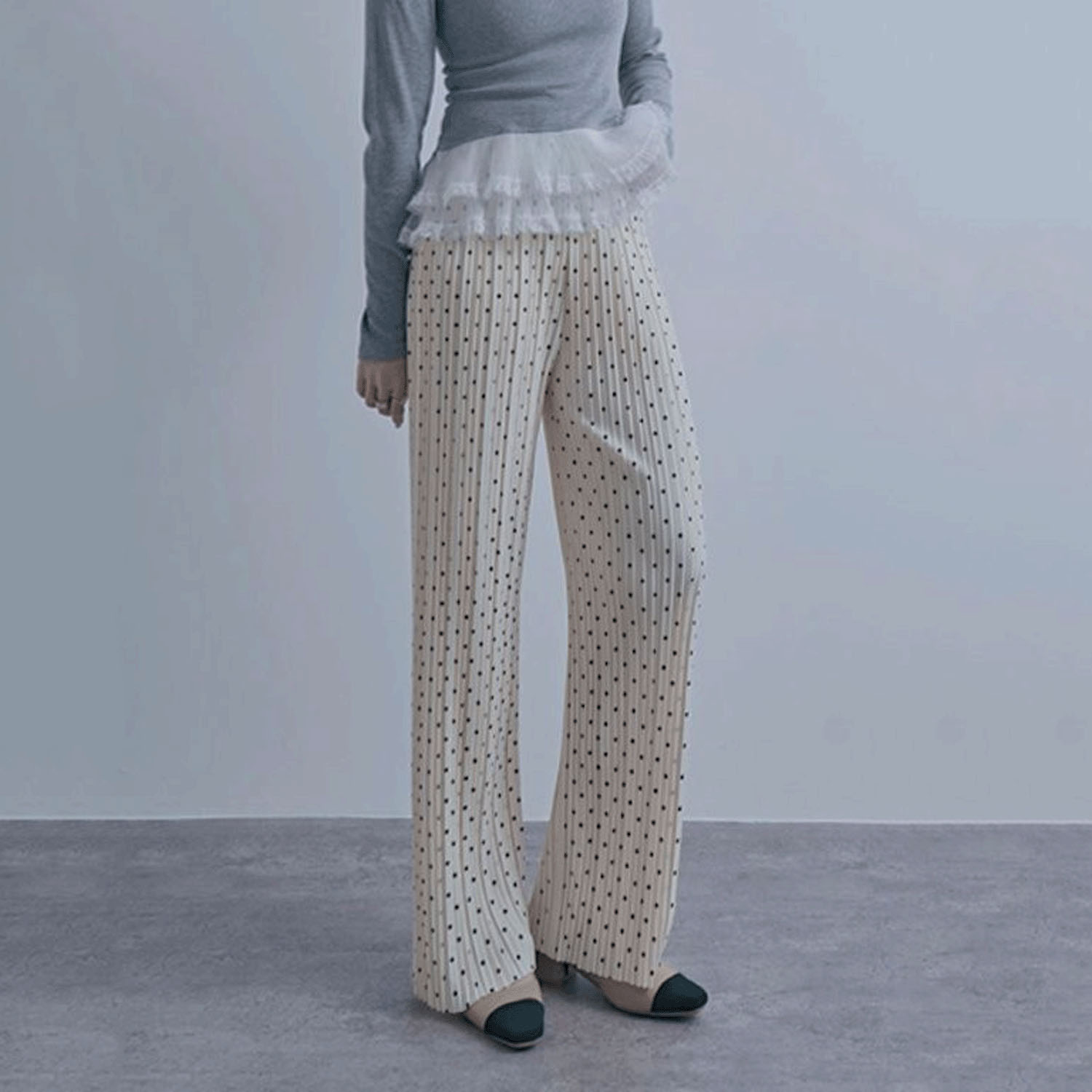 【ETONET限定お取り寄せ】カットプリーツ水玉柄パンツ