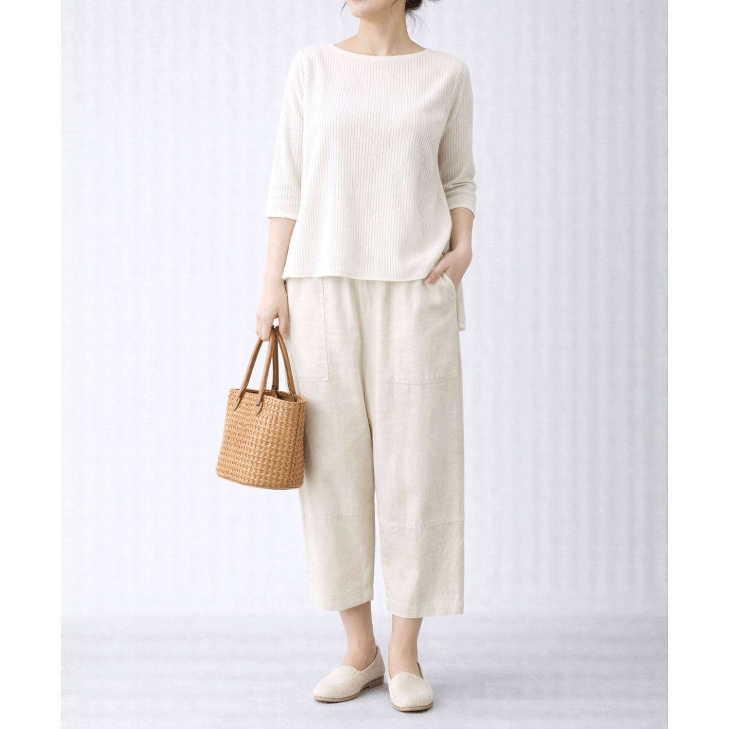 aiai T／Cスラブツイル シュッと！コクーンパンツ - 画像1