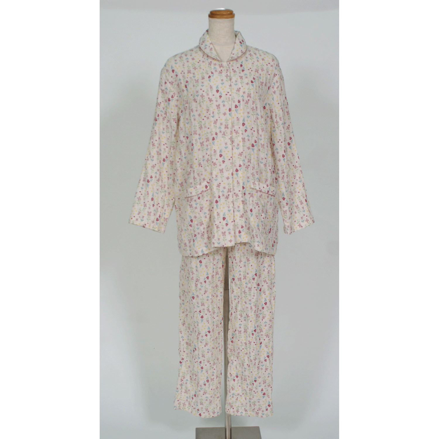 ナクリュール  ふんわりダブルガーゼシャーリング フラワー 婦人シャツパジャマ - 画像2