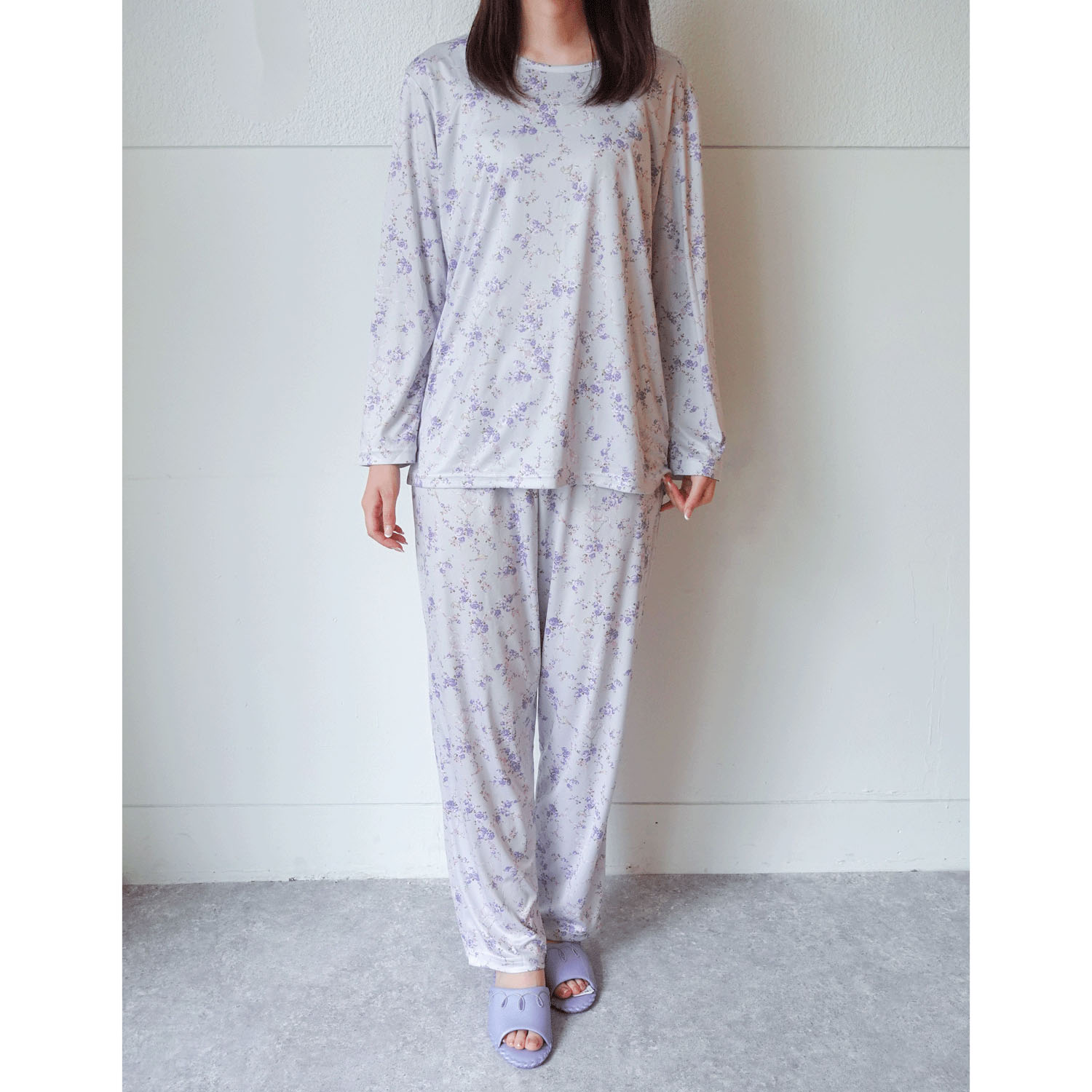 ジョワイユニュイ ポーチ付 携帯パジャマ Tスーツ リボンブーケ