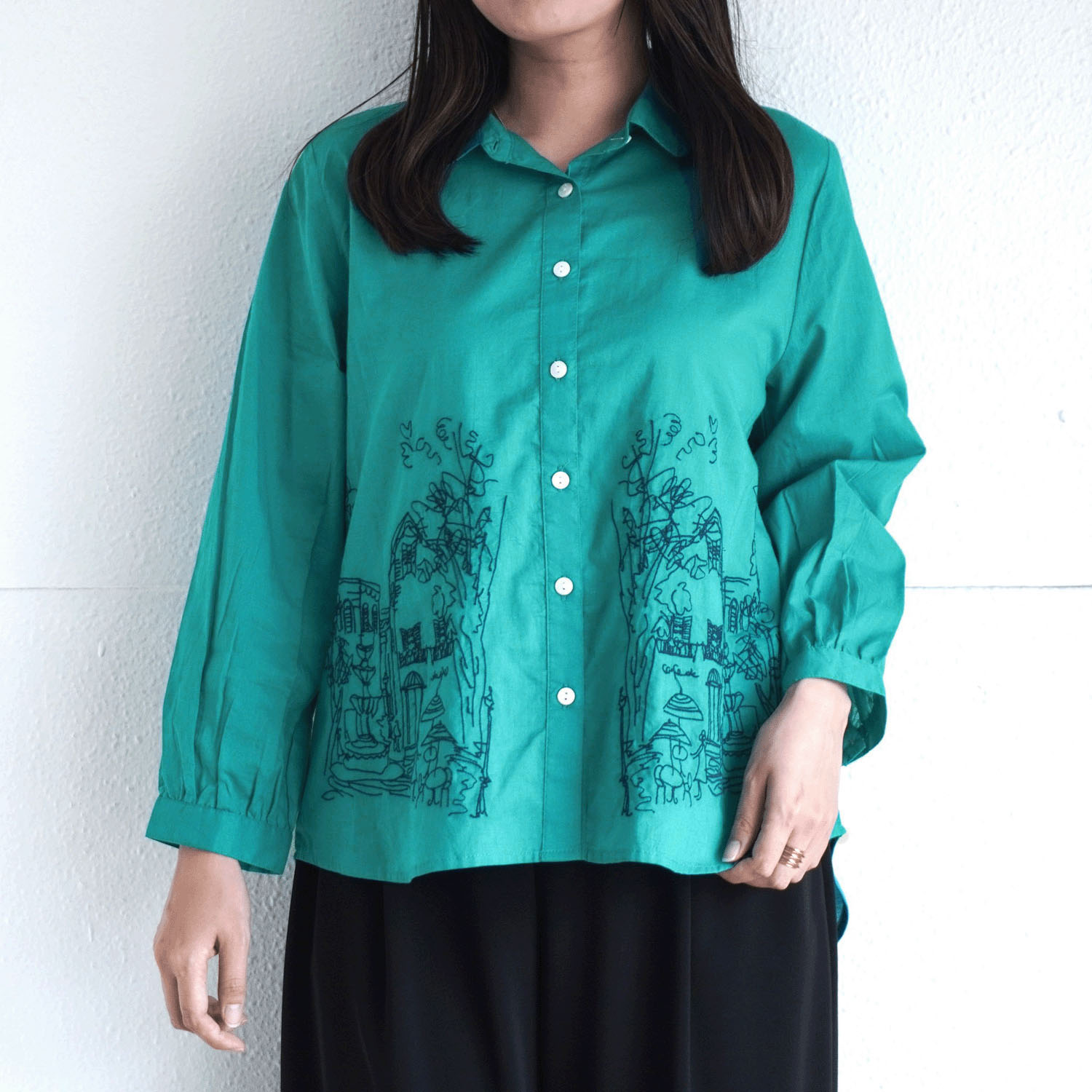 綿キャンブリック刺しゅうブラウス - 画像1