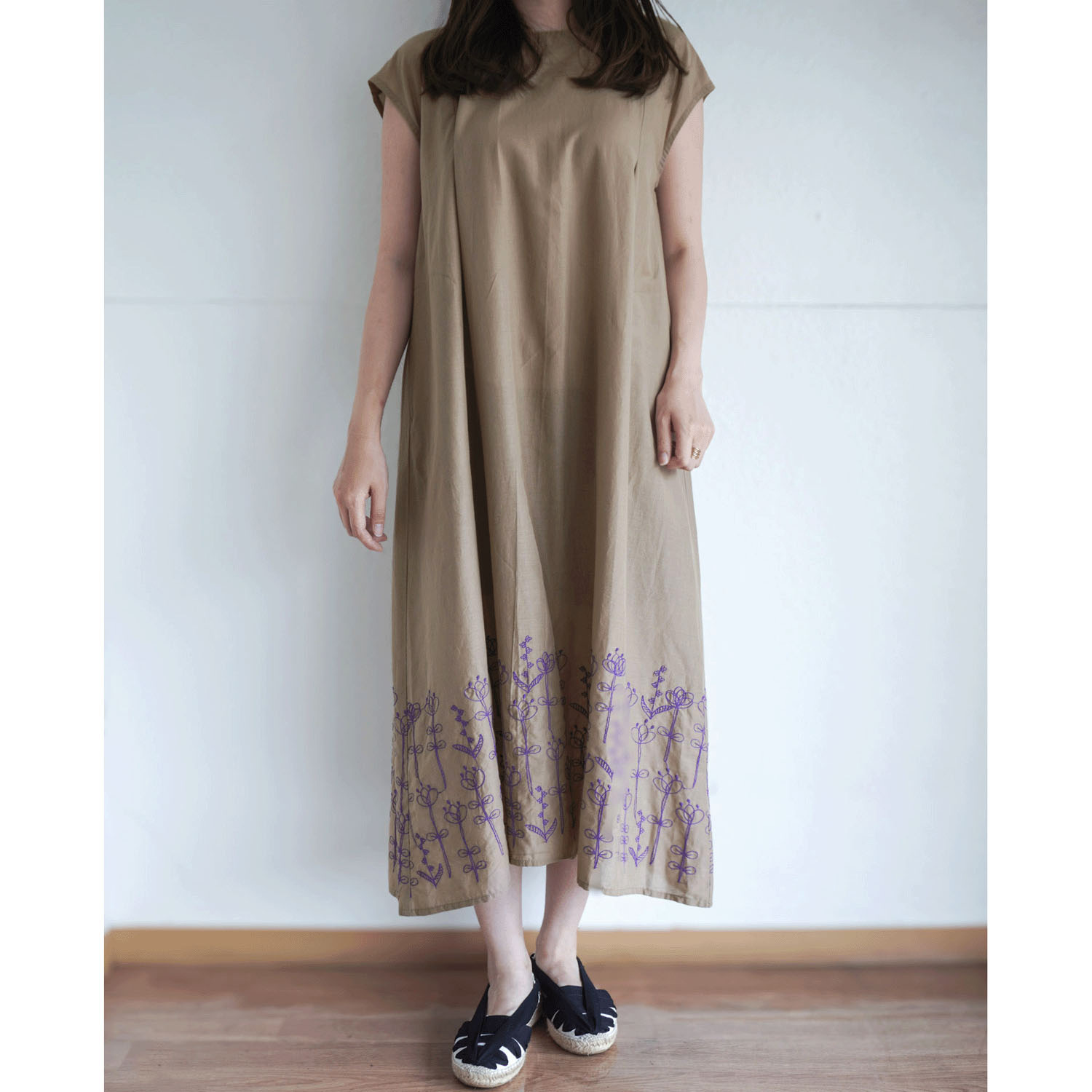 綿キャンブリック刺しゅうワンピース - 画像2