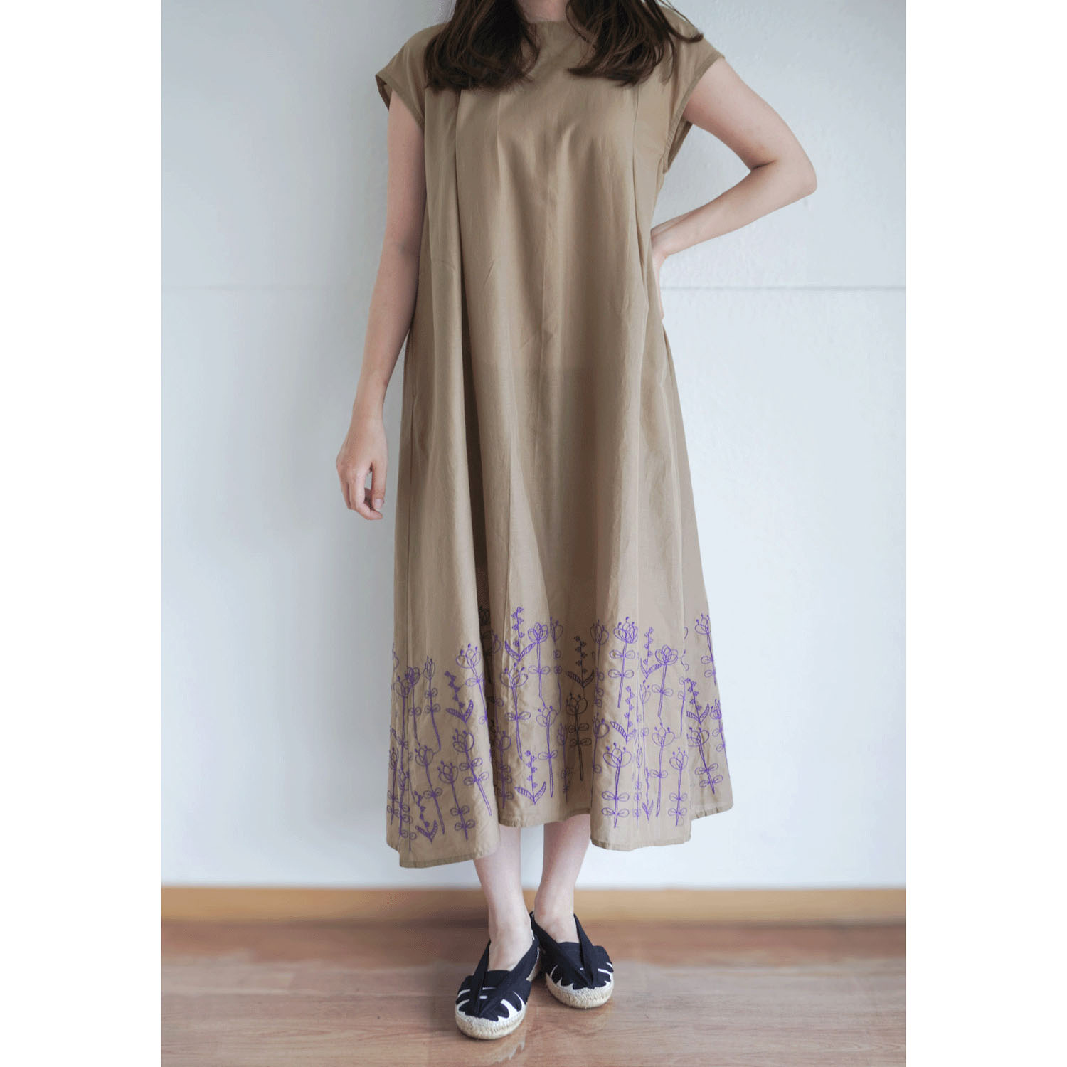 綿キャンブリック刺しゅうワンピース