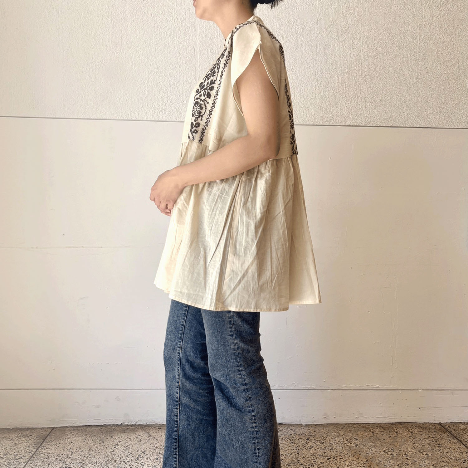 【LUPILIEN】  キャンブリック刺繍チュニック - 画像2