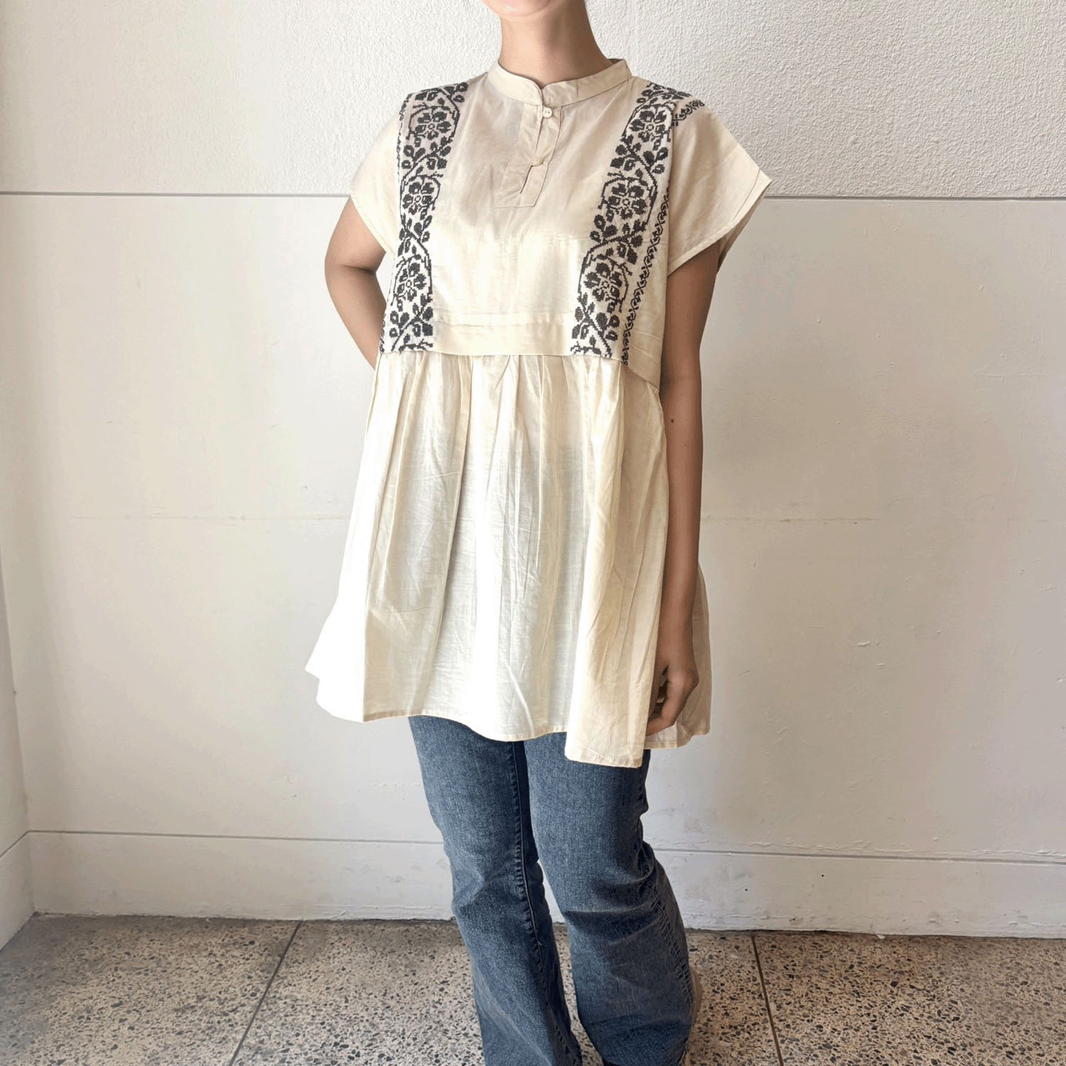 【LUPILIEN】  キャンブリック刺繍チュニック