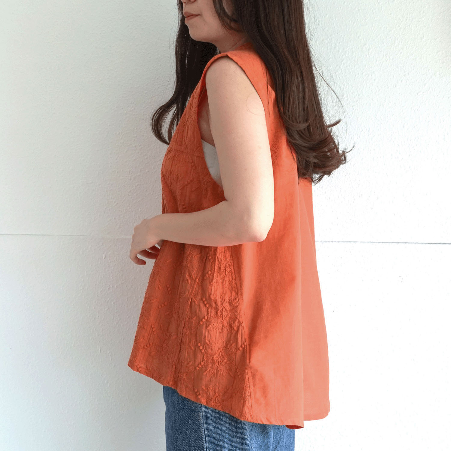 刺繍使いベスト - 画像3