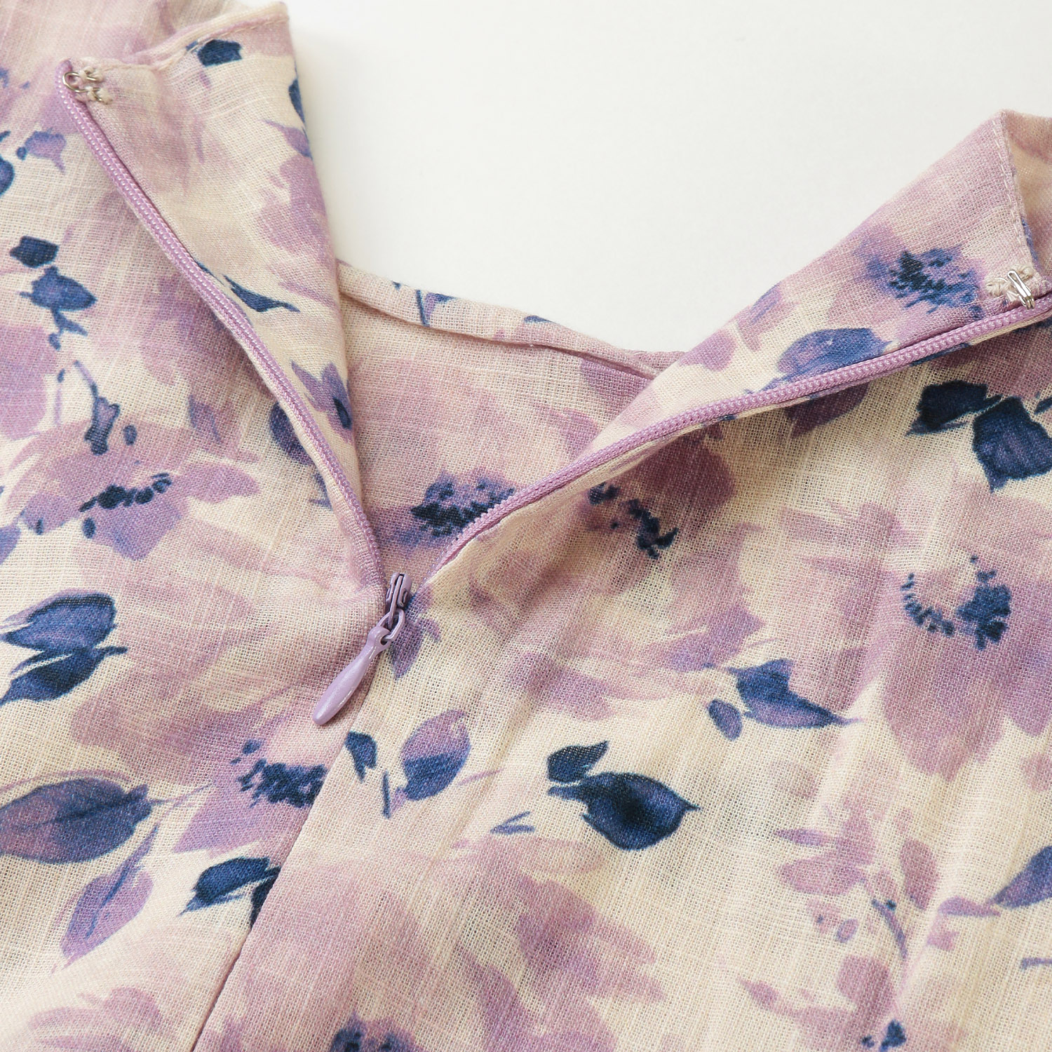 綿100花柄プリントノースリーブワンピース - 画像6