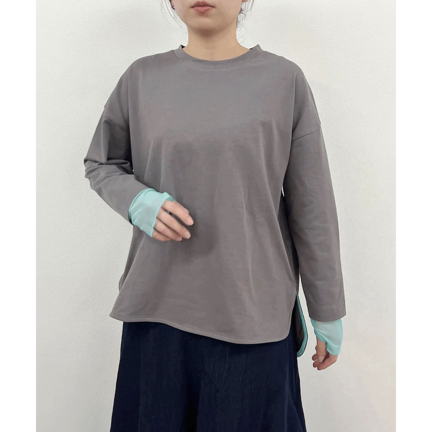 vingtrois 袖口シアー切替無地ロンT - 画像5