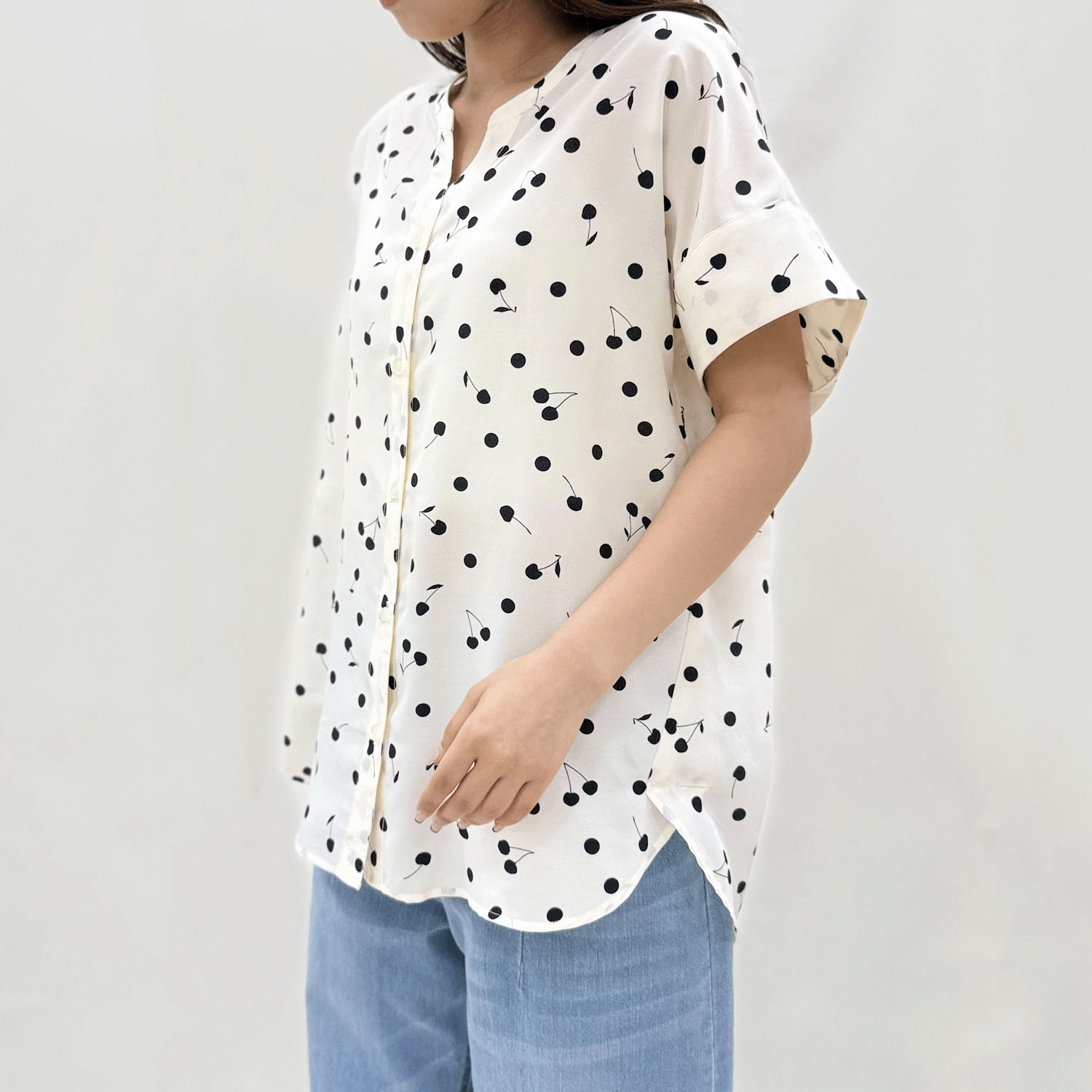 innowave さくらんぼドットプリントブラウス - 画像3