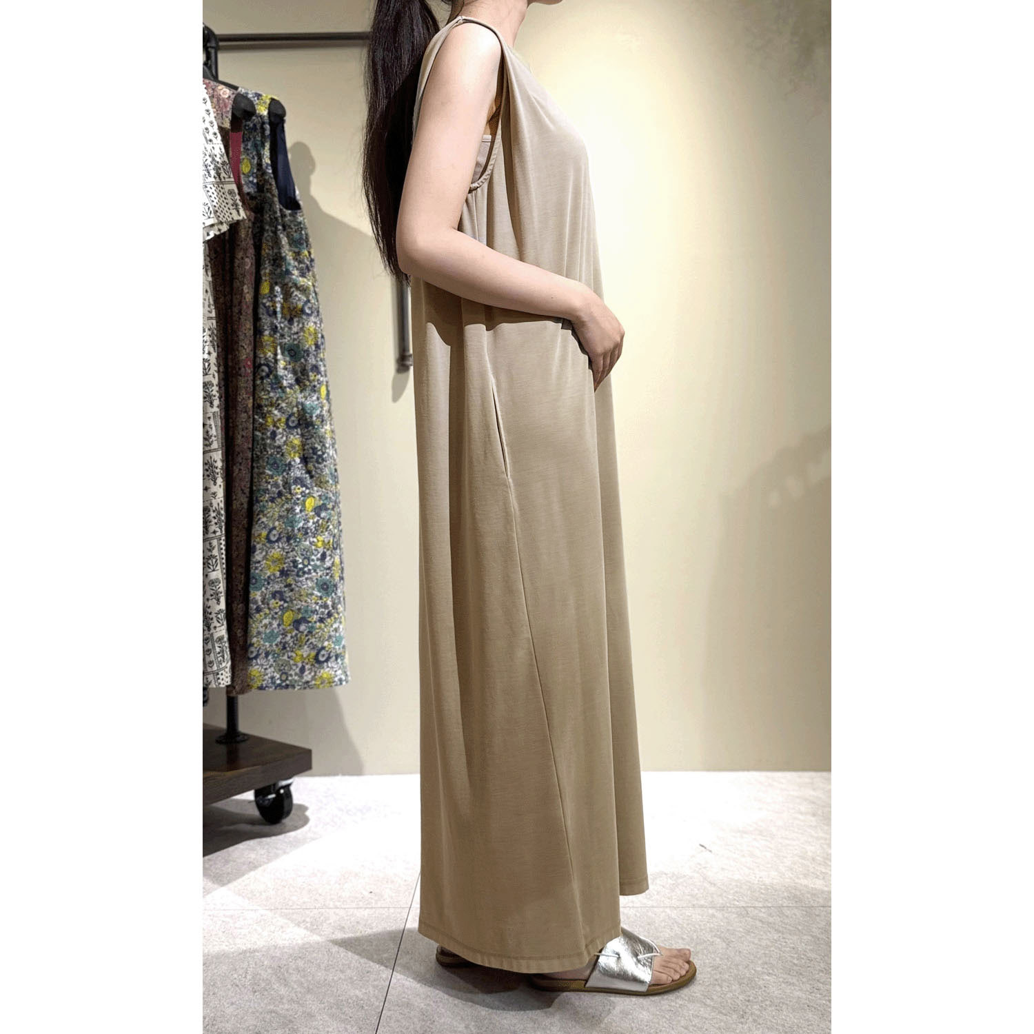 【Insta Live】33℃ ピグメントカットノースリーブワンピース - 画像4