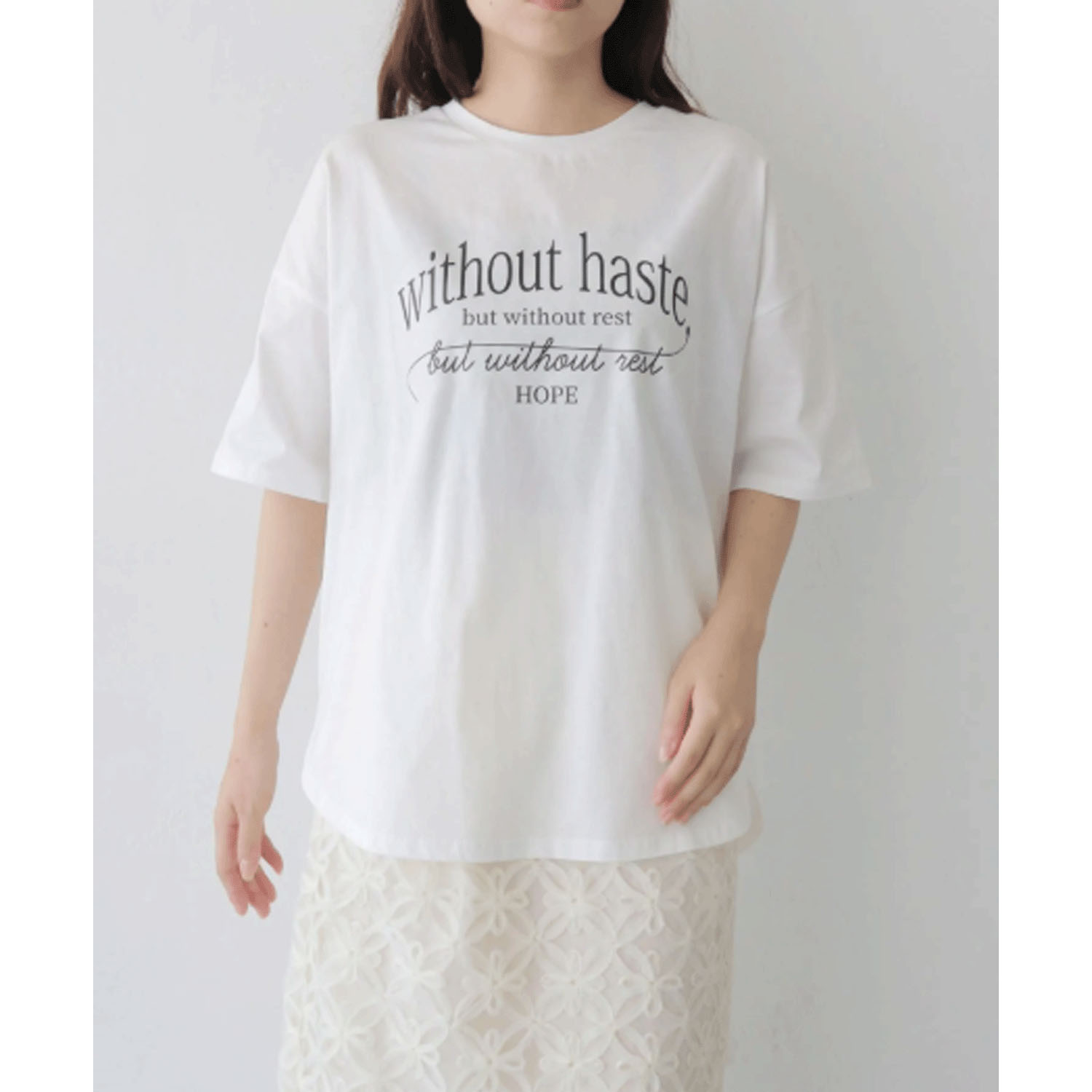 vingtroisドライタッチコットンカーブロゴTシャツ - 画像3