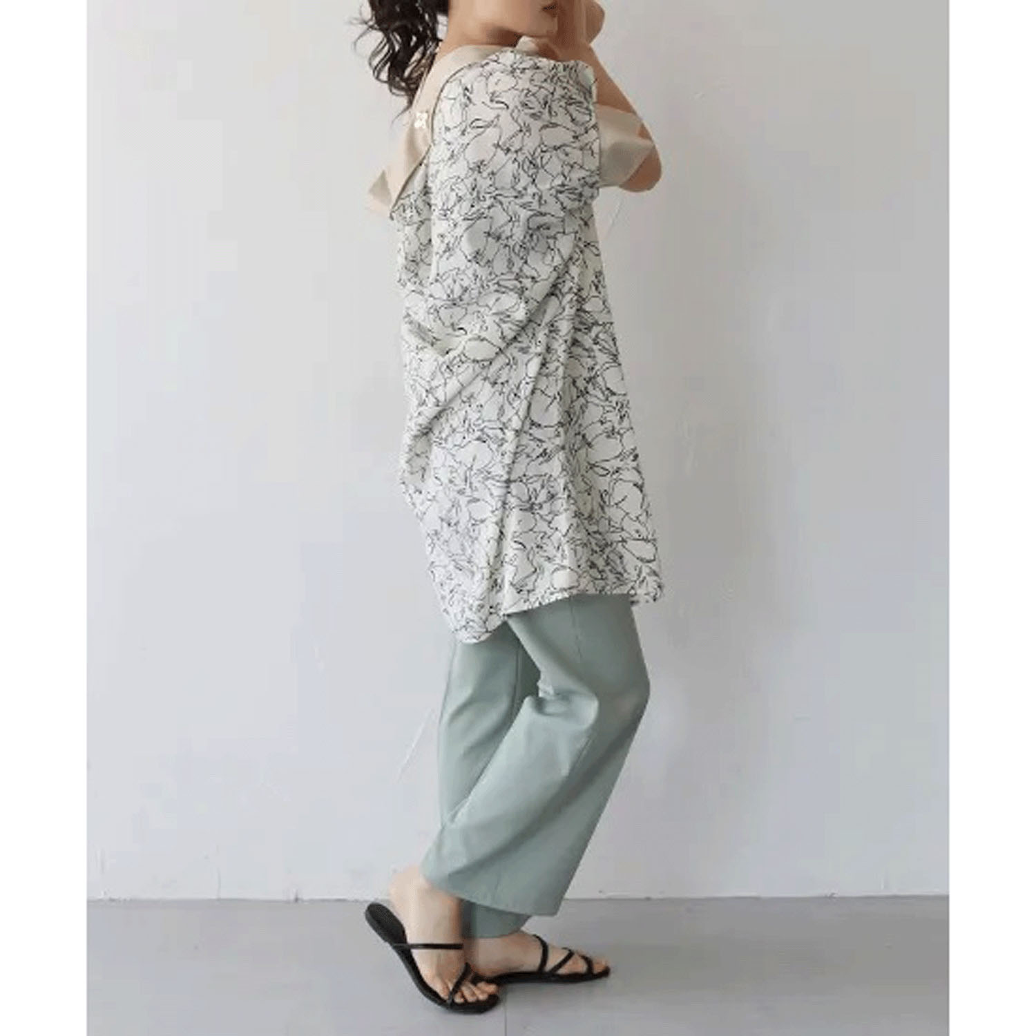 vingtrois  ウェーブボタンニュアンス柄ブラウス - 画像9