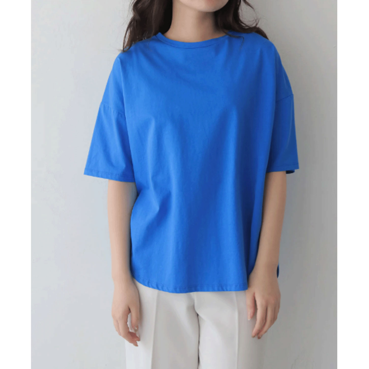 vingtrois ドライタッチコットン裾ラウンドTシャツ - 画像6