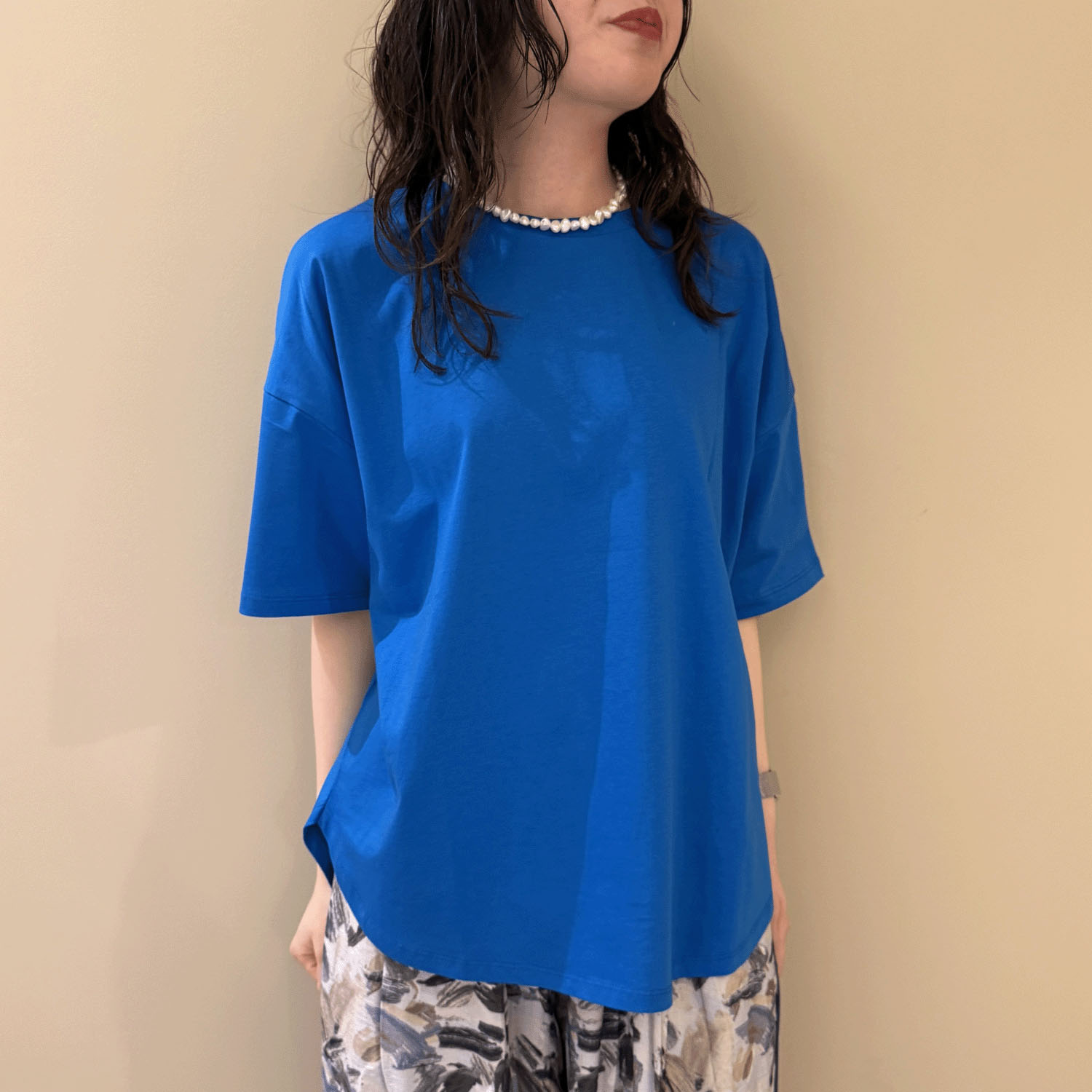 【Insta Live】vingtrois ドライタッチコットン裾ラウンドTシャツ - 画像1