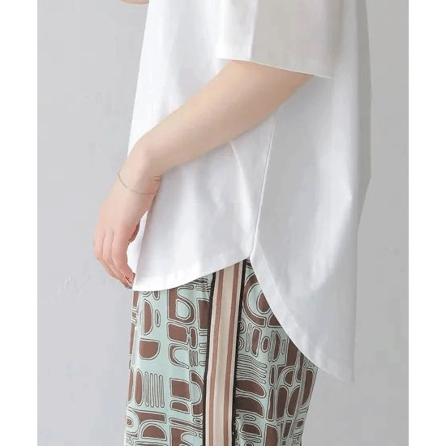 【Insta Live】Vingtrois ドライタッチコットン無地Tシャツ - 画像4