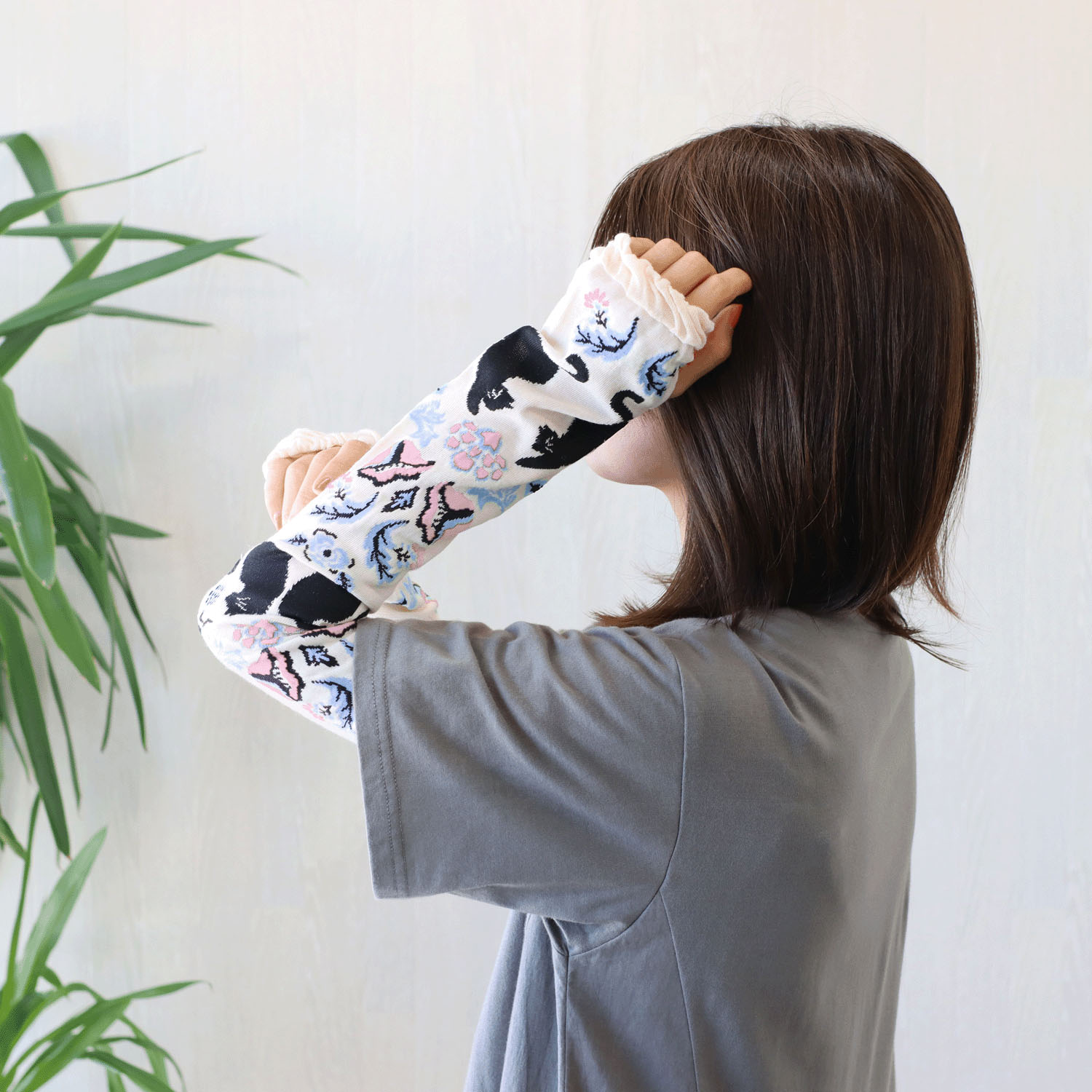 UVアームカバー ニャーベスク