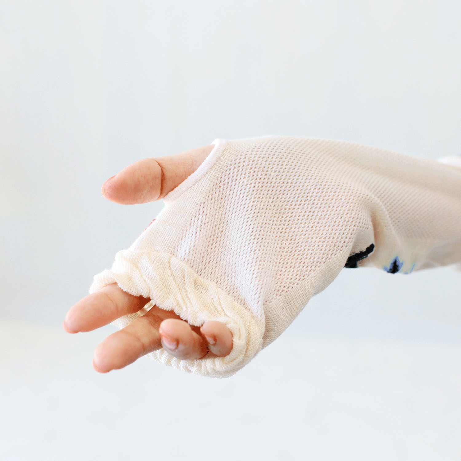 UVアームカバー ニャーベスク - 画像3