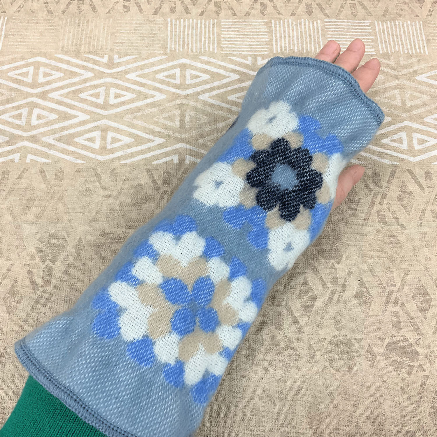 【在庫限り終了】ラシクモア クロッシェ ハンドウォーマー - 画像7