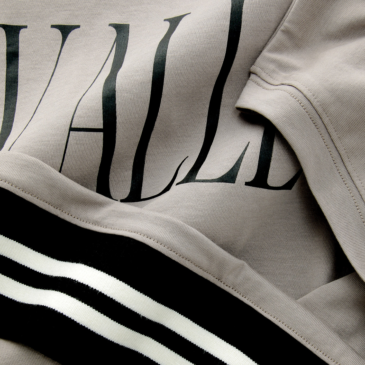 ロゴアクセントプルオーバー - 画像7